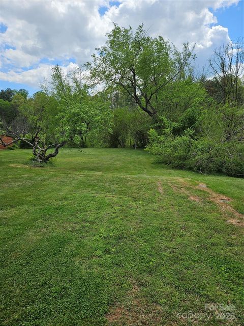 64 Alexander Road 4 Weaverville NC 28787