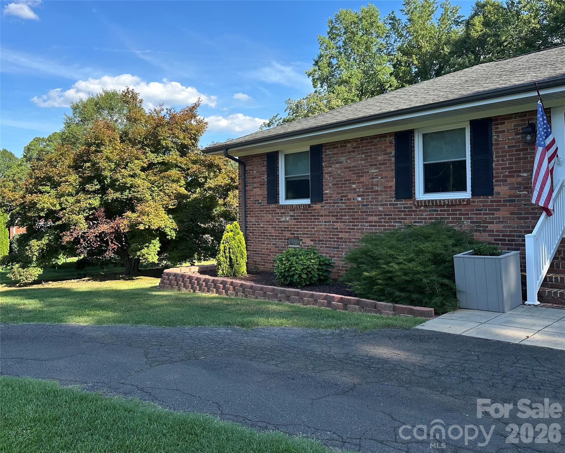 1285 Patterson Street