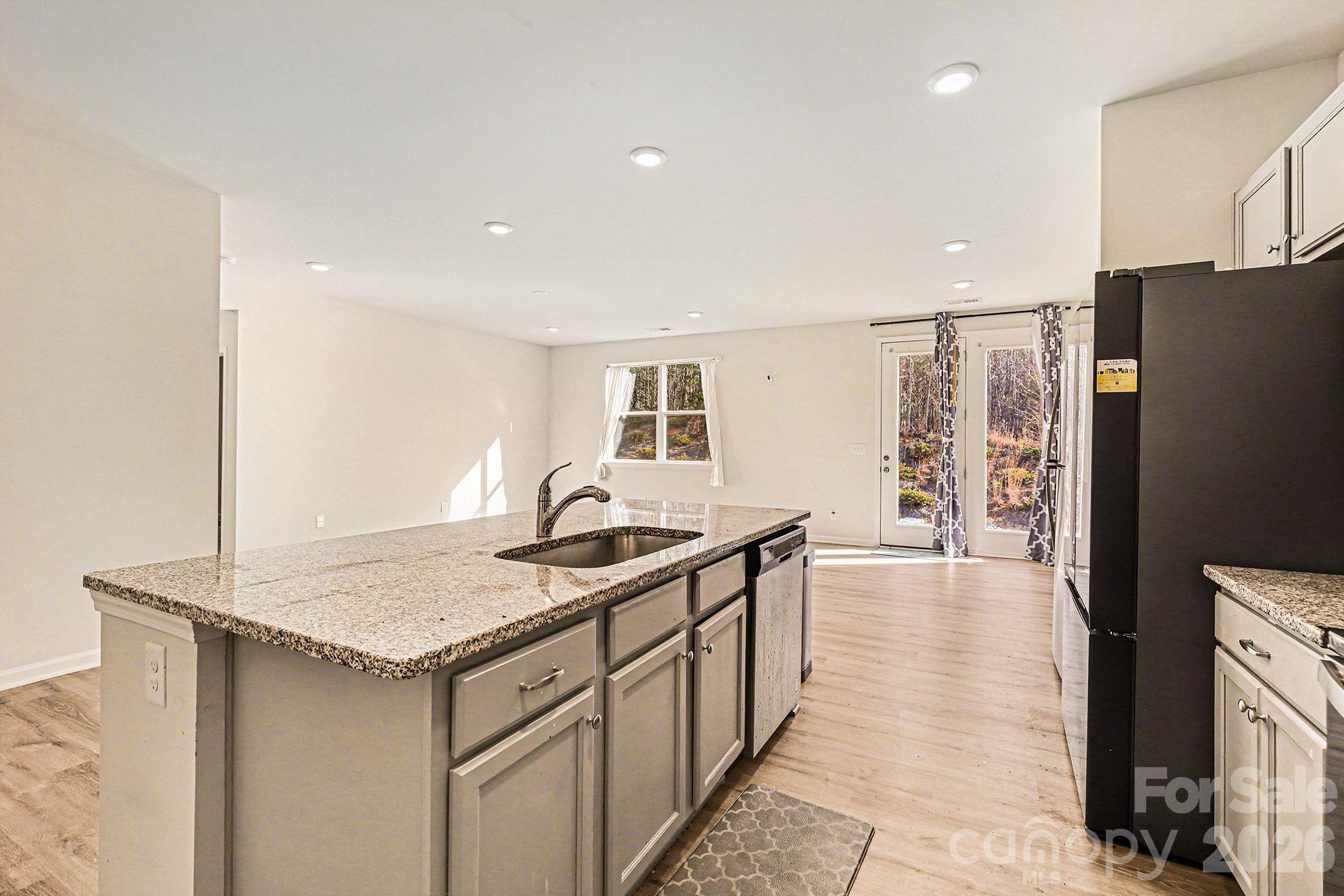 7125 Maple Run Circle