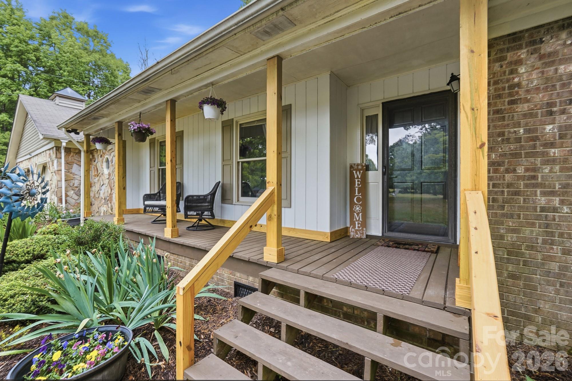 1811 Price Road