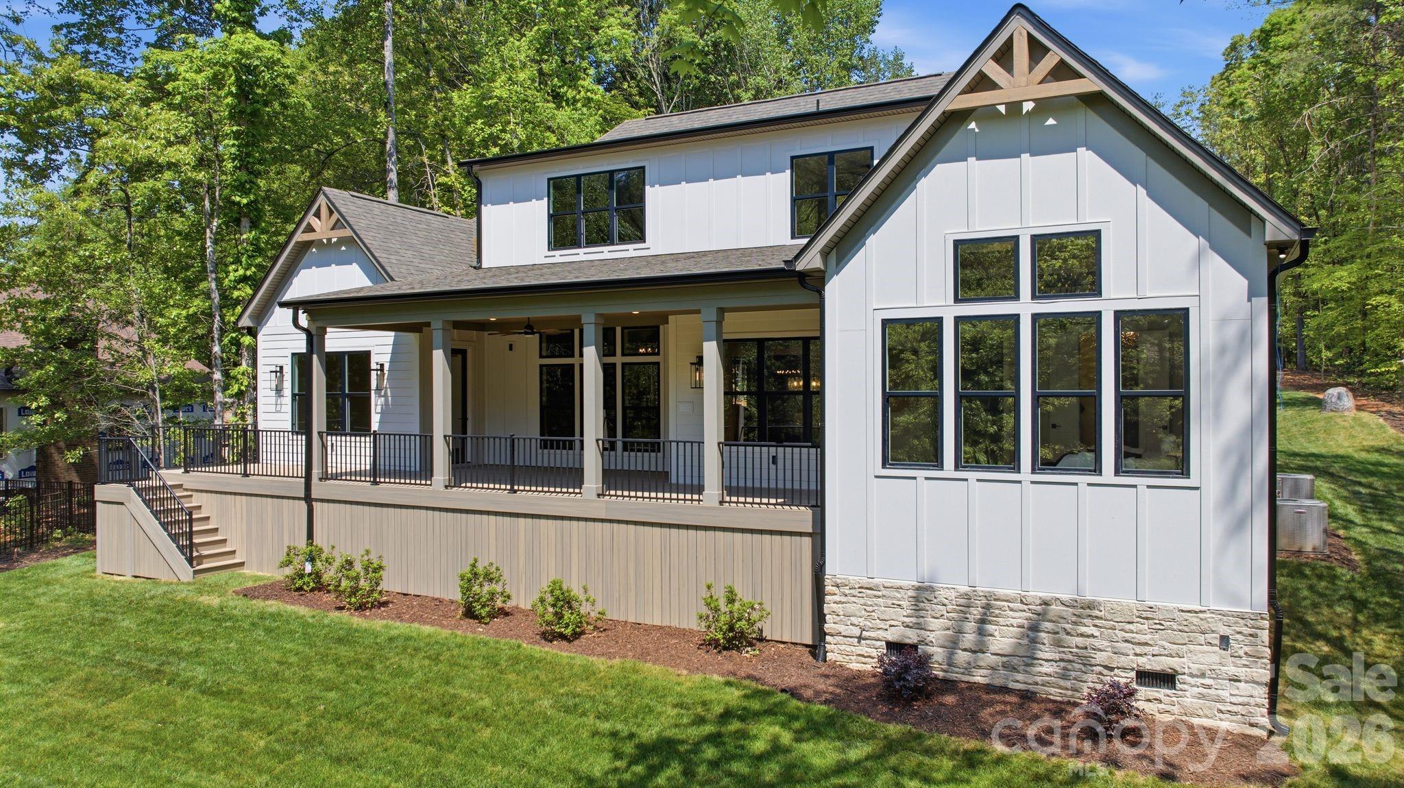 The Summit at Lake Norman - Residential