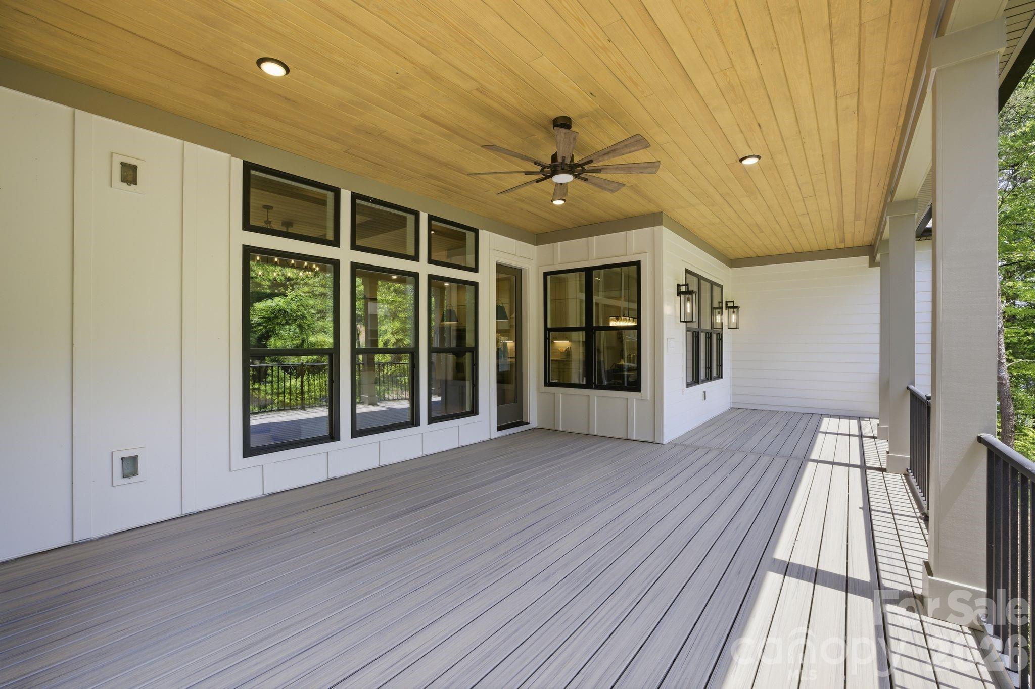 The Summit at Lake Norman - Residential