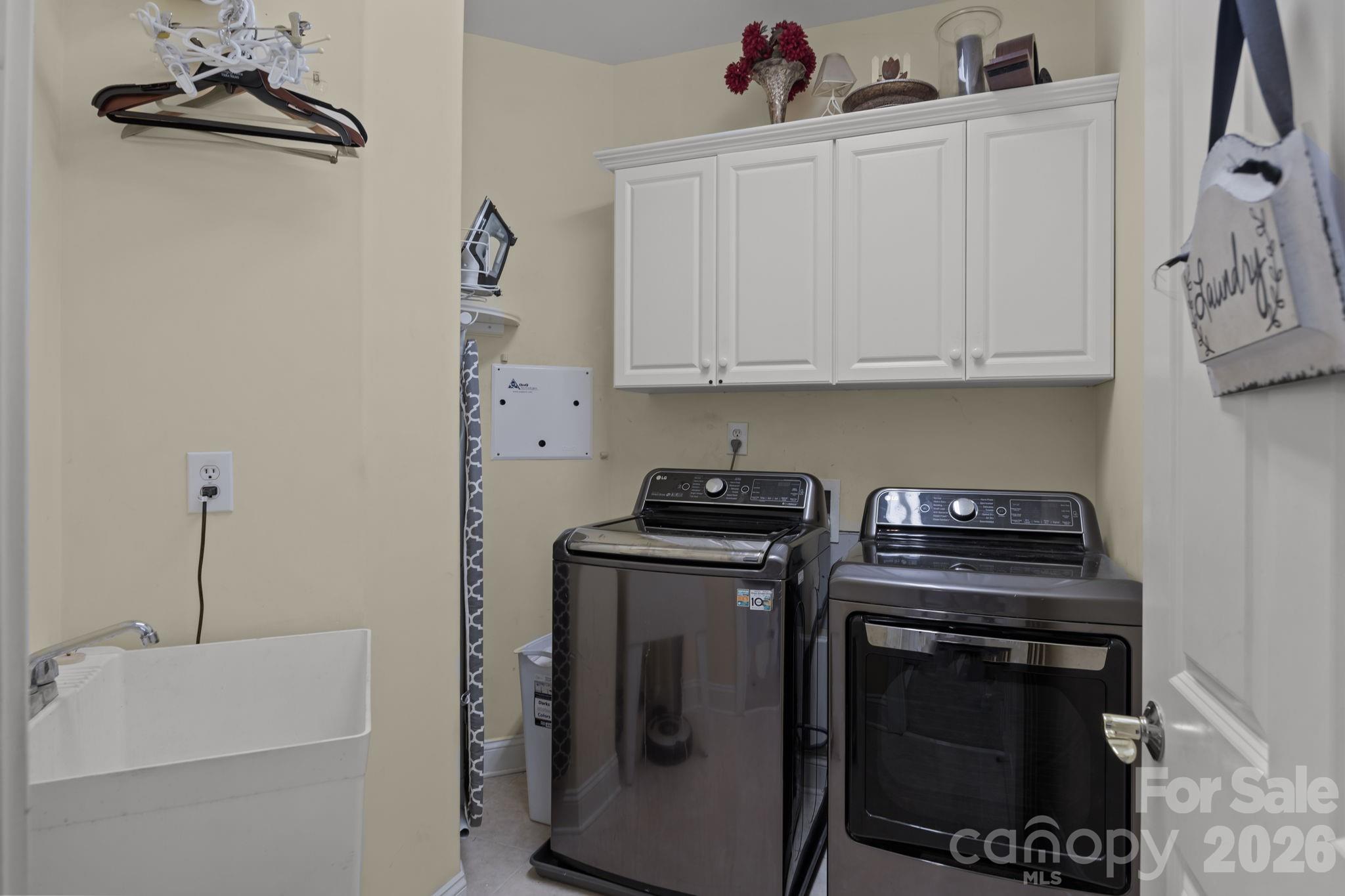 Sailview - Residential