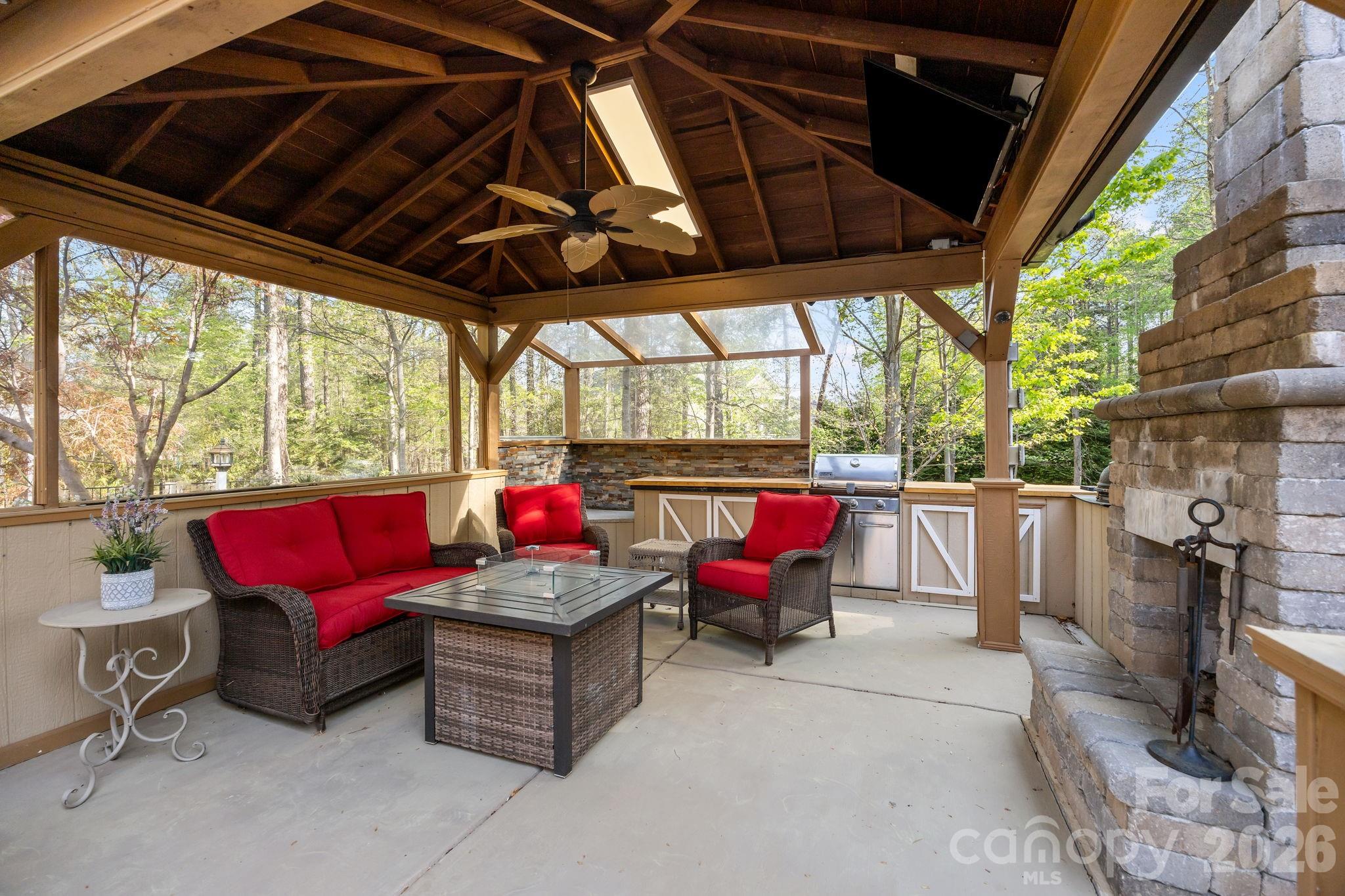 Sailview - Residential