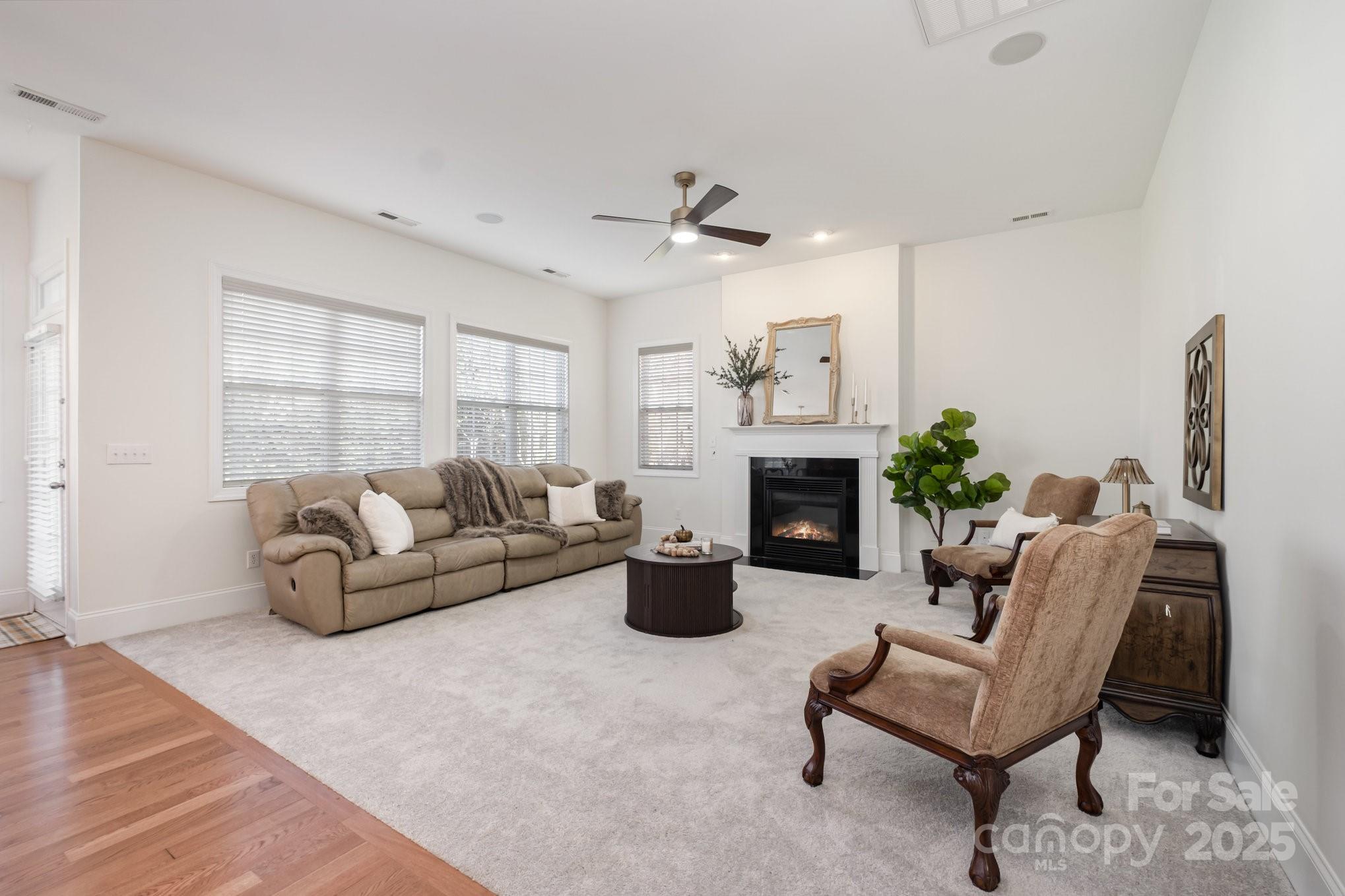 5019 Mesa Verde Road