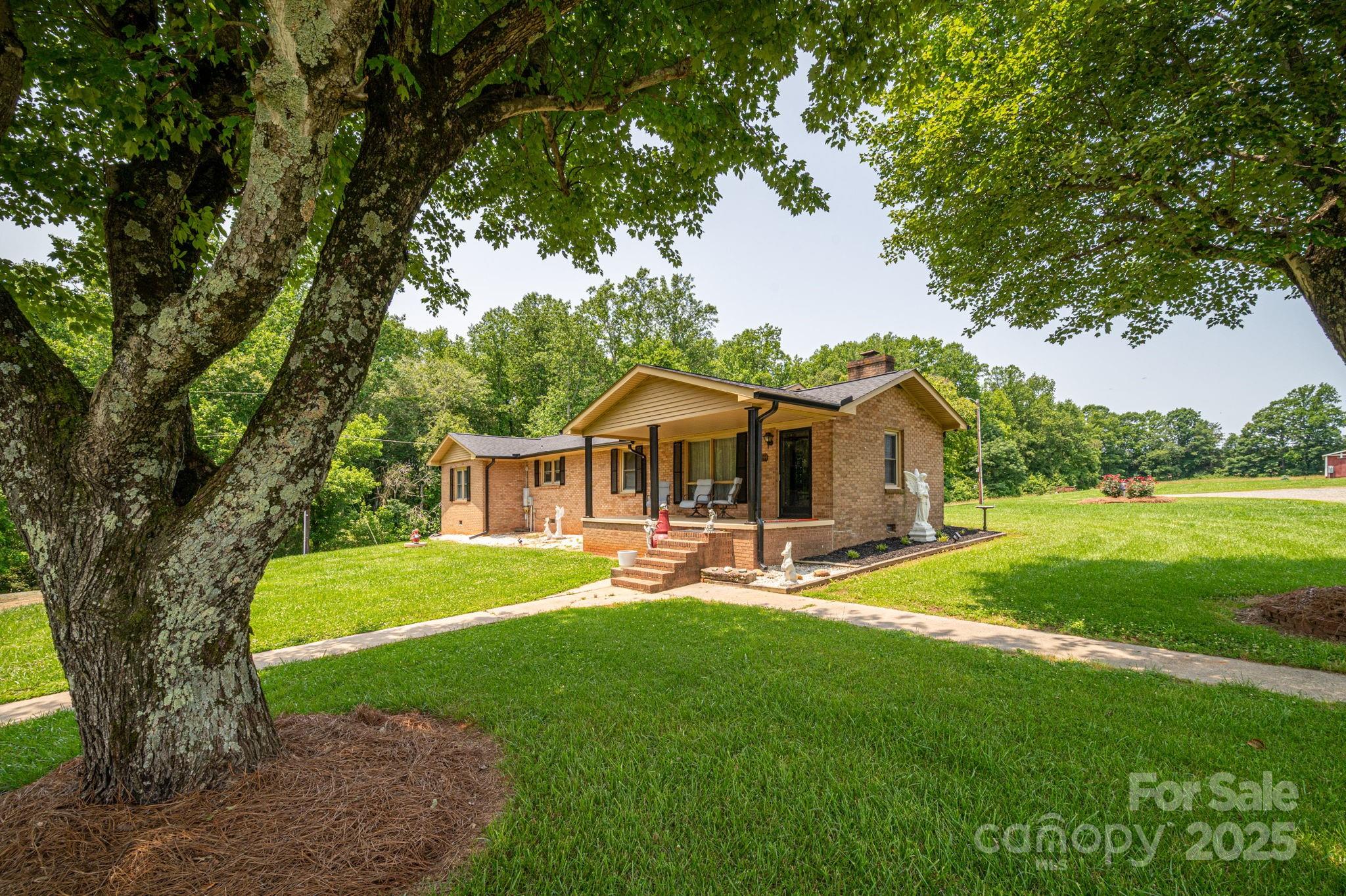 5958 Hoover Elmore Road