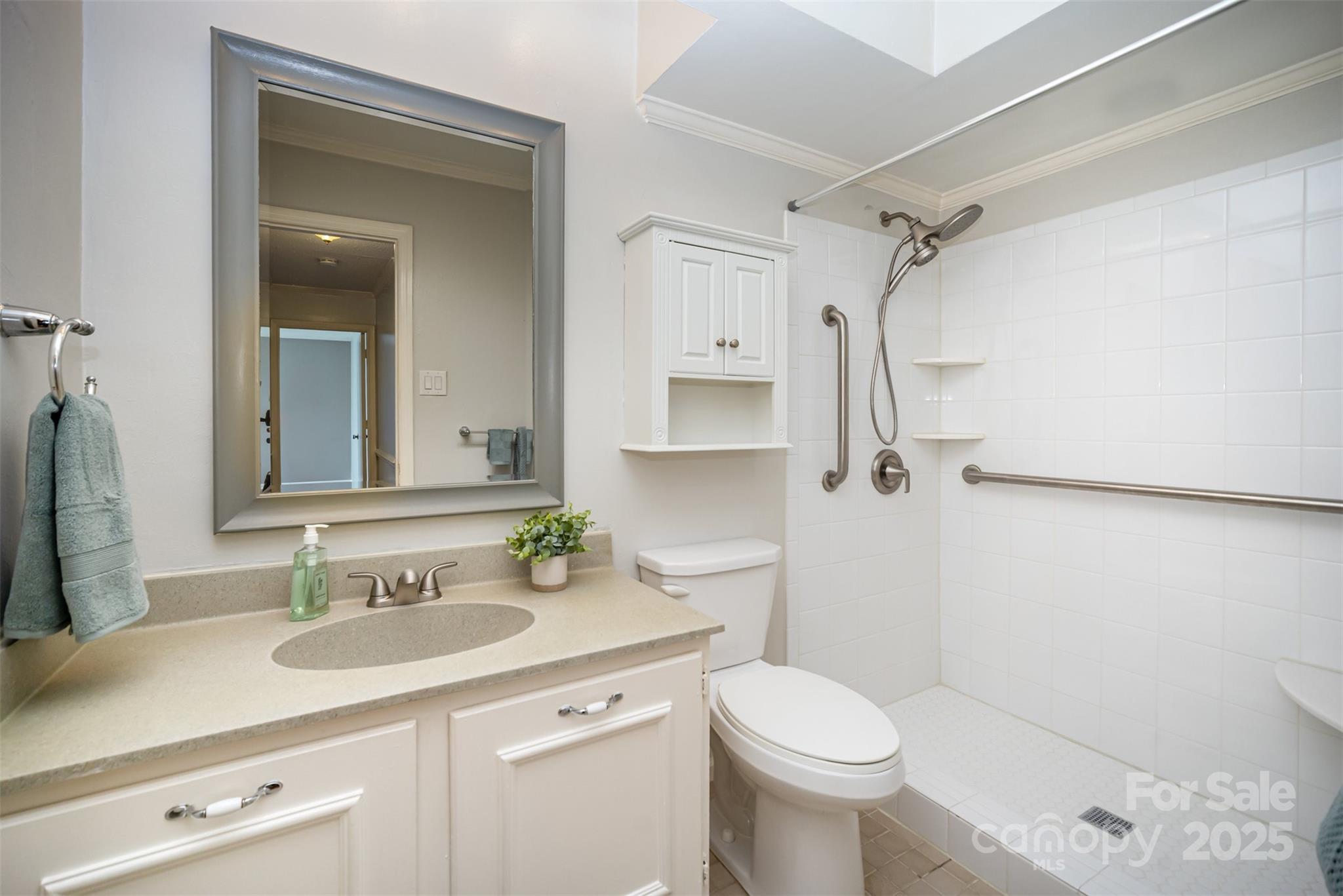 Sardis Cove - Residential