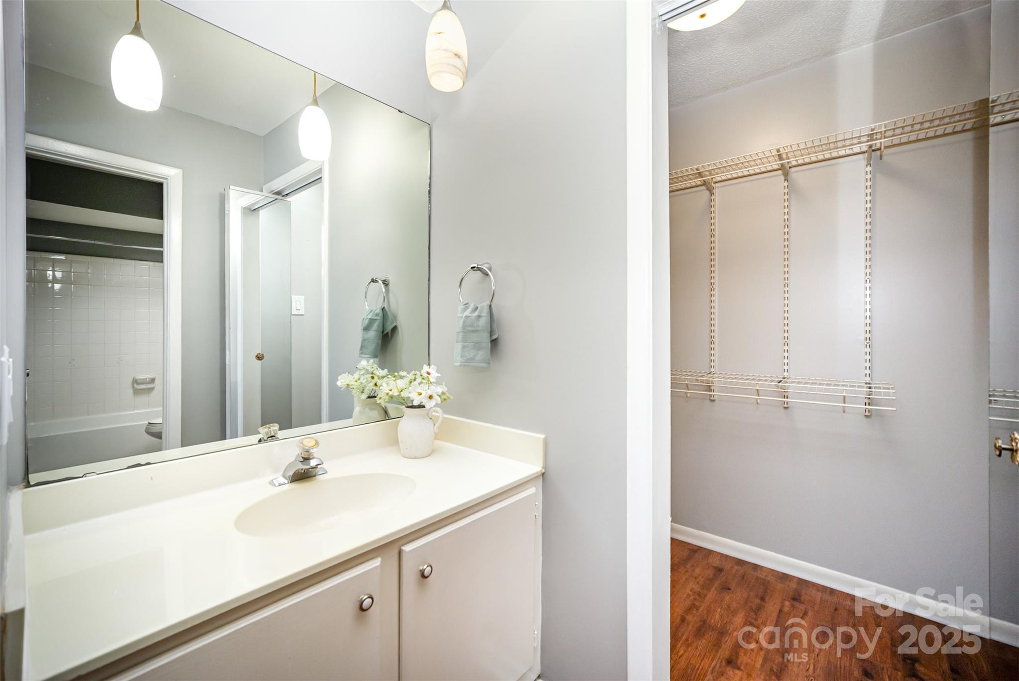 Sardis Cove - Residential