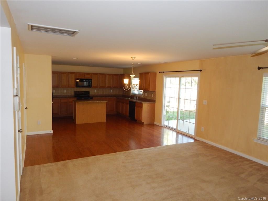 English Trails - Residential