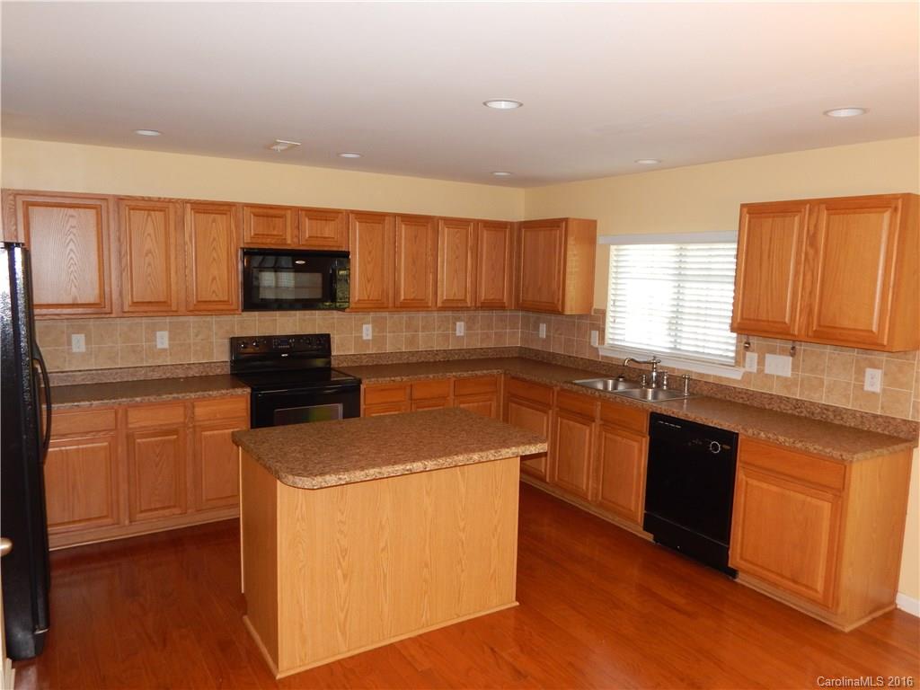 English Trails - Residential