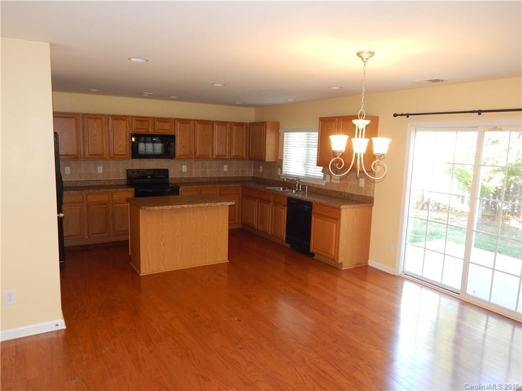 English Trails - Residential