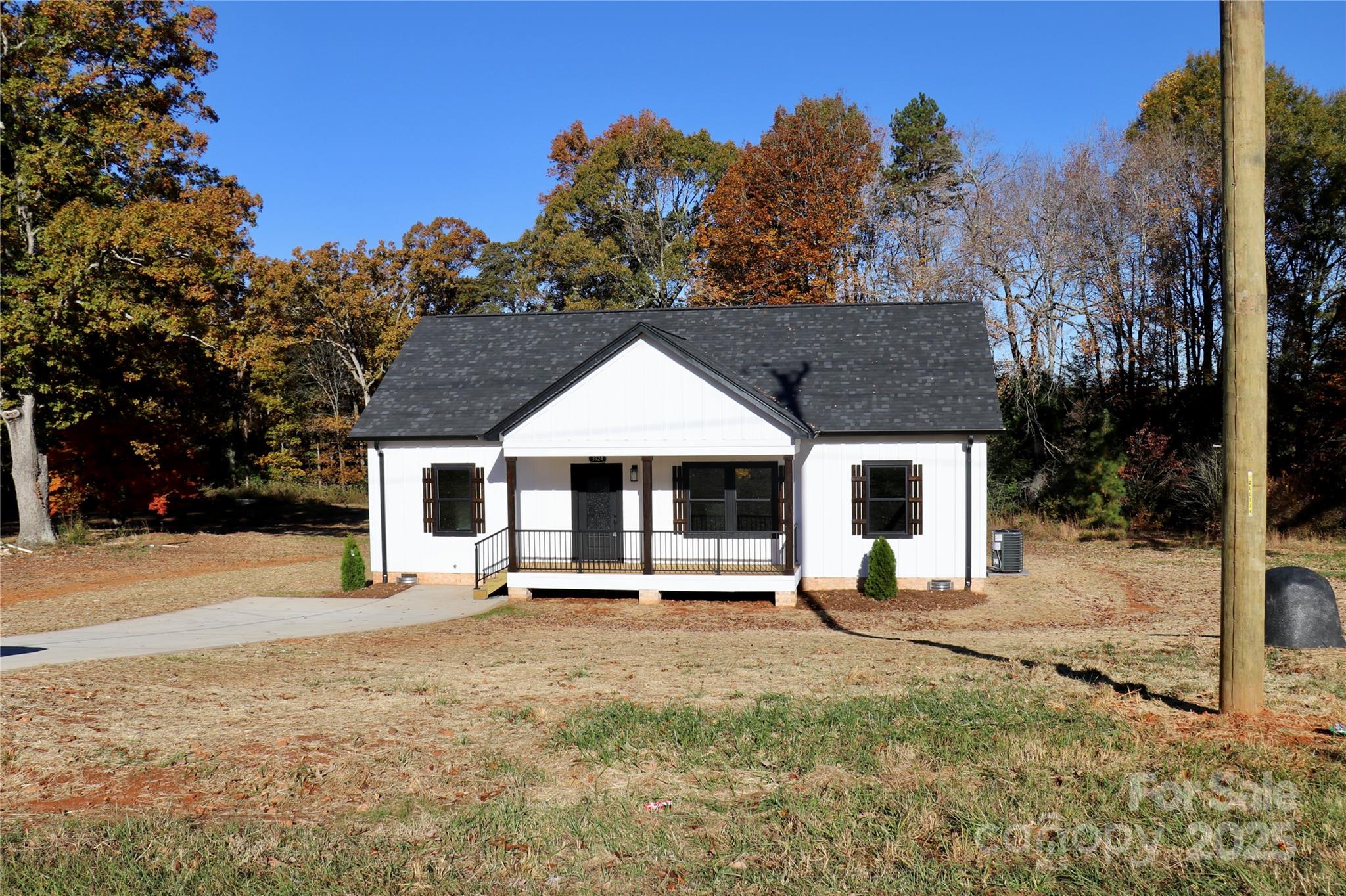 3924 East Maiden Road