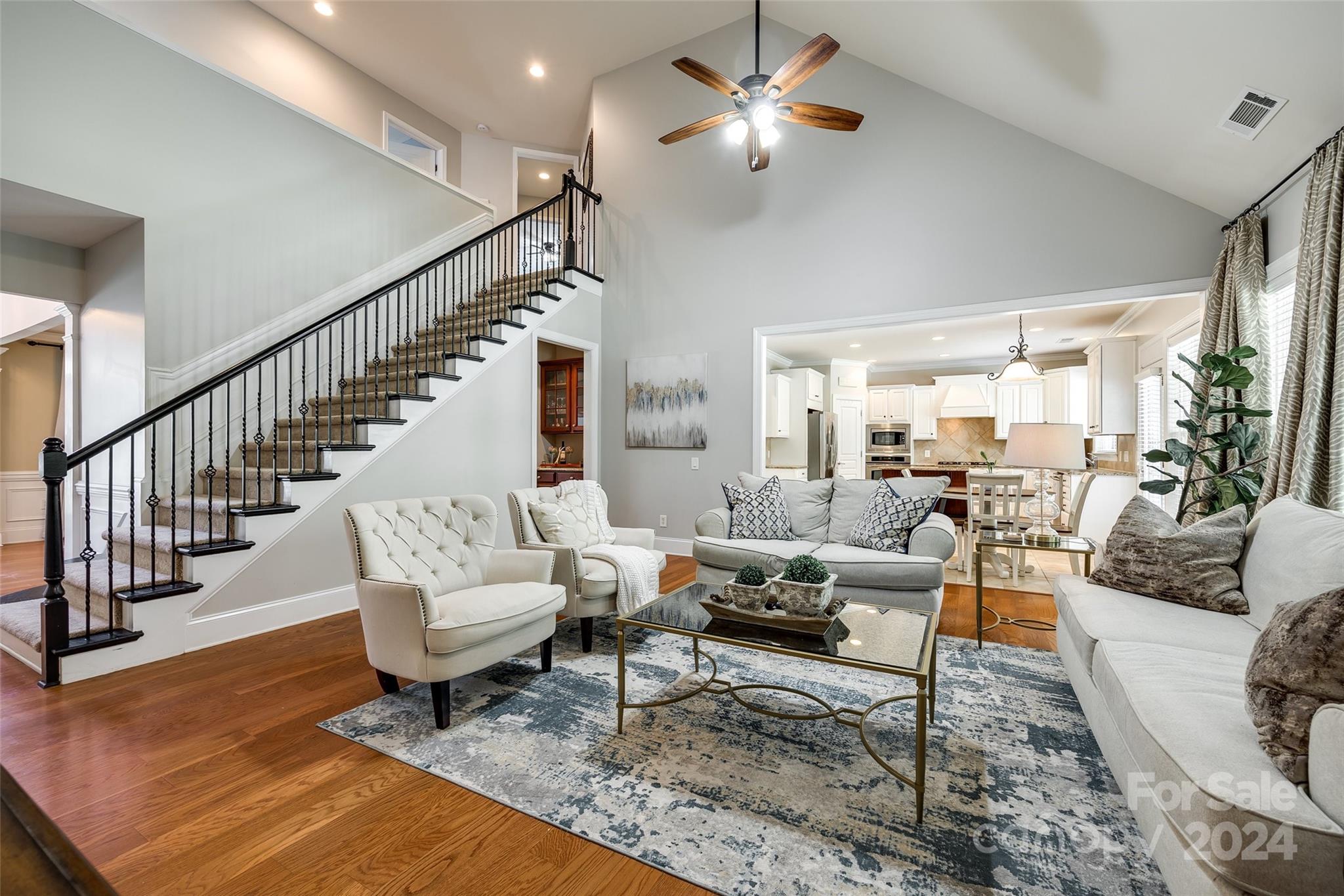 The Chimneys Of Marvin - Residential