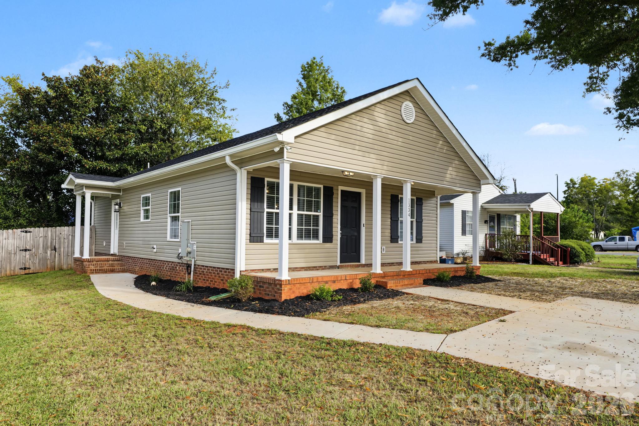1334 Flint Hill Street