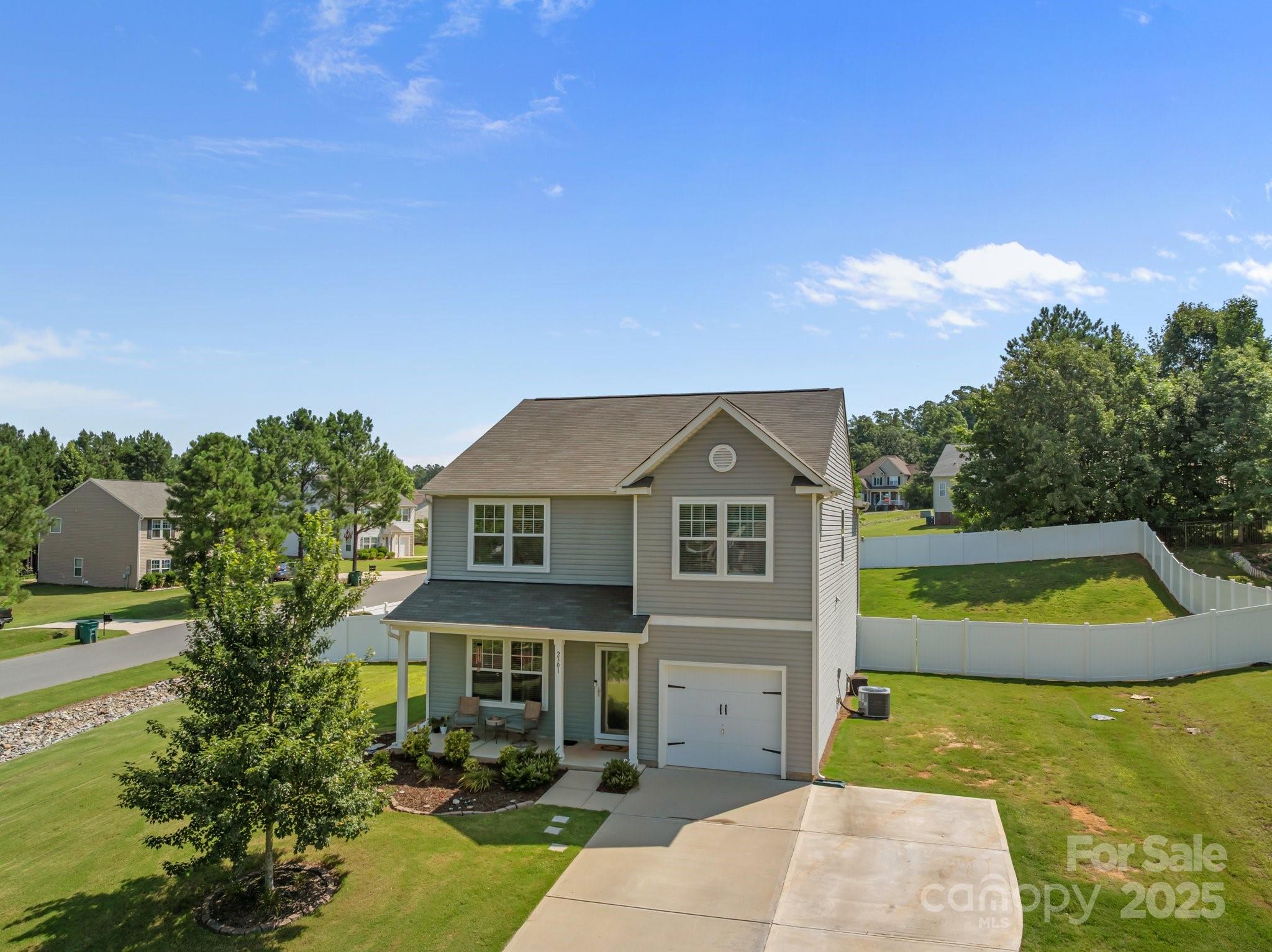 2301 Amesbury Court