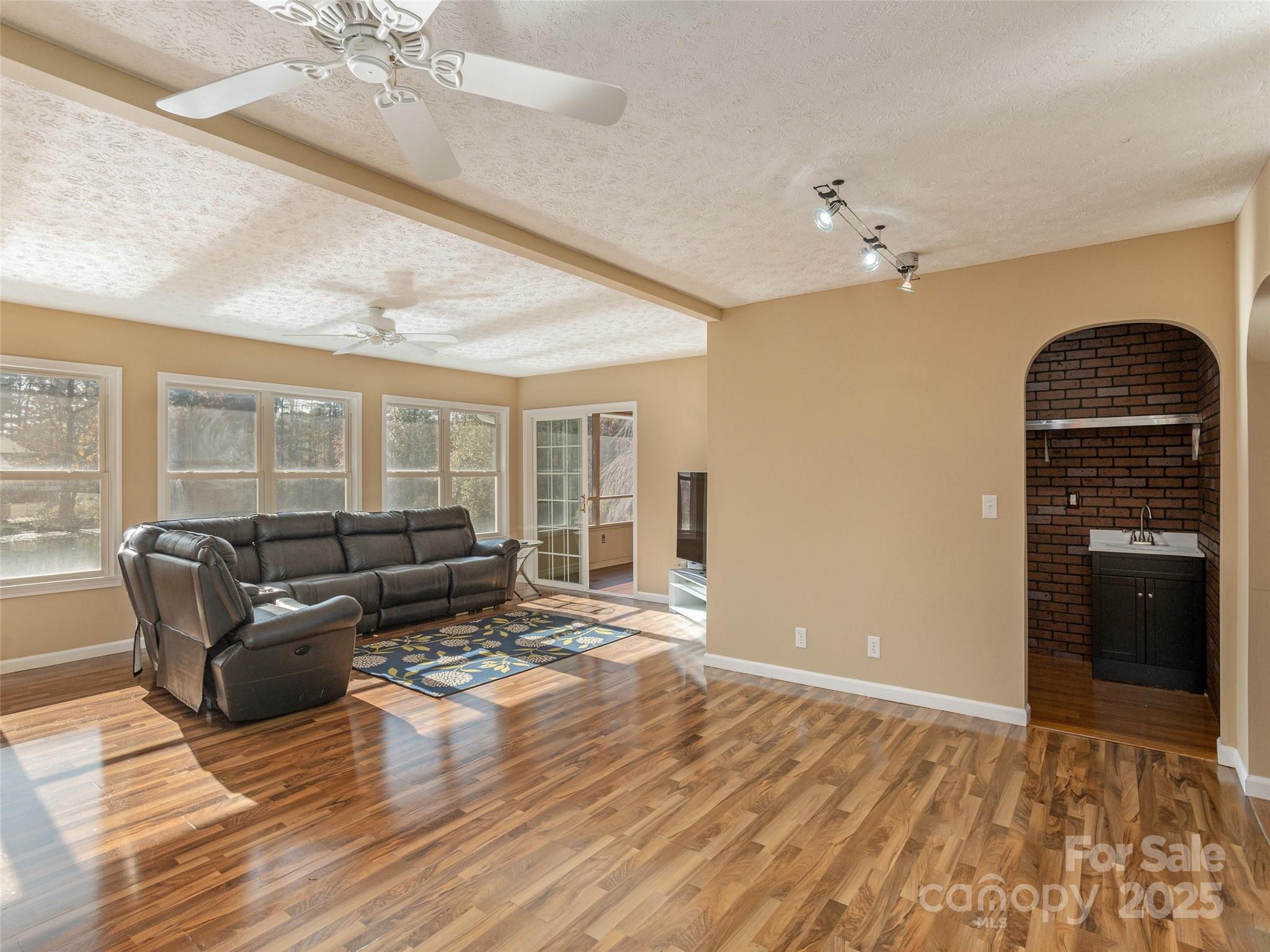 Stonegate Acres - Residential