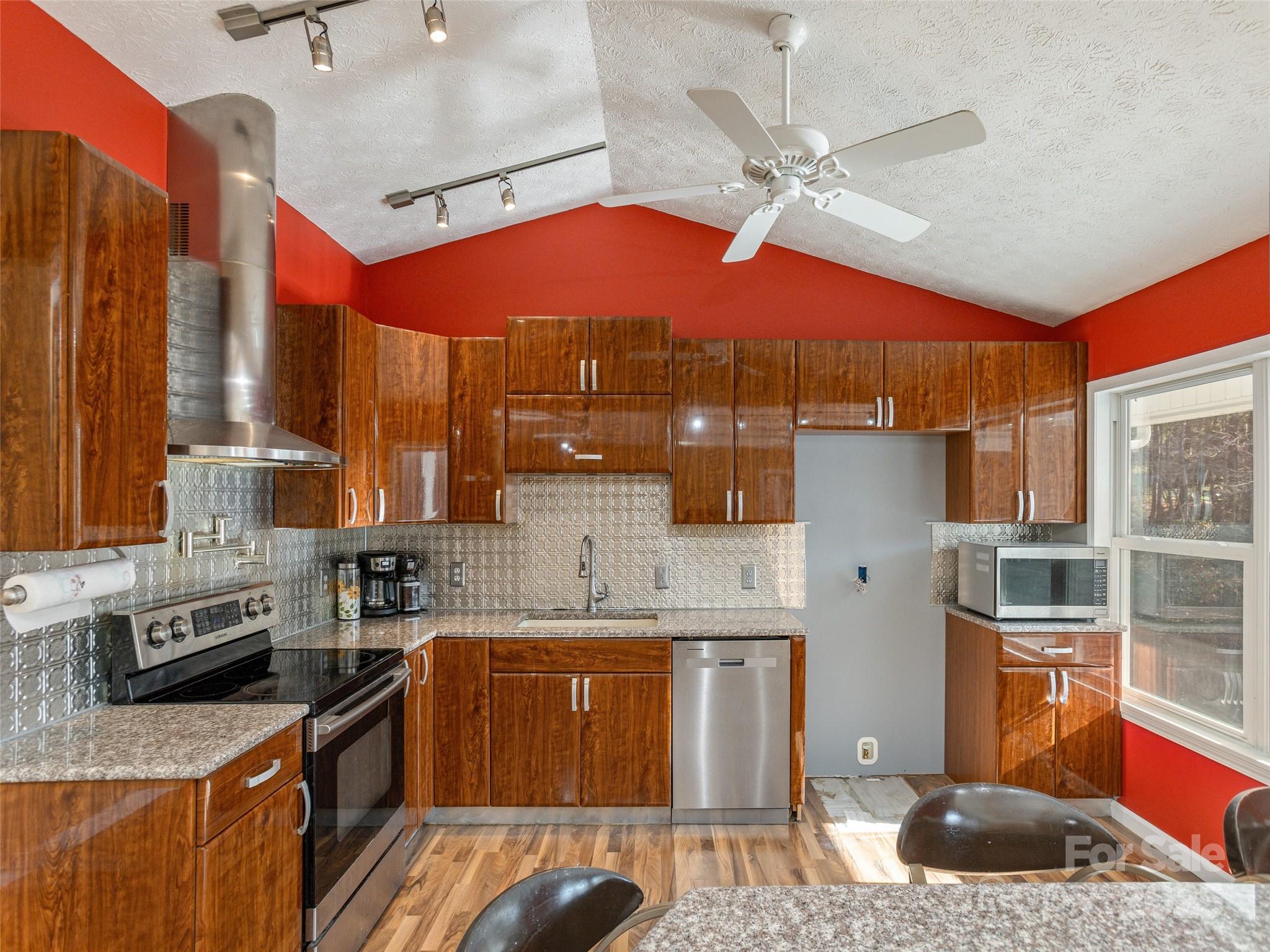 Stonegate Acres - Residential