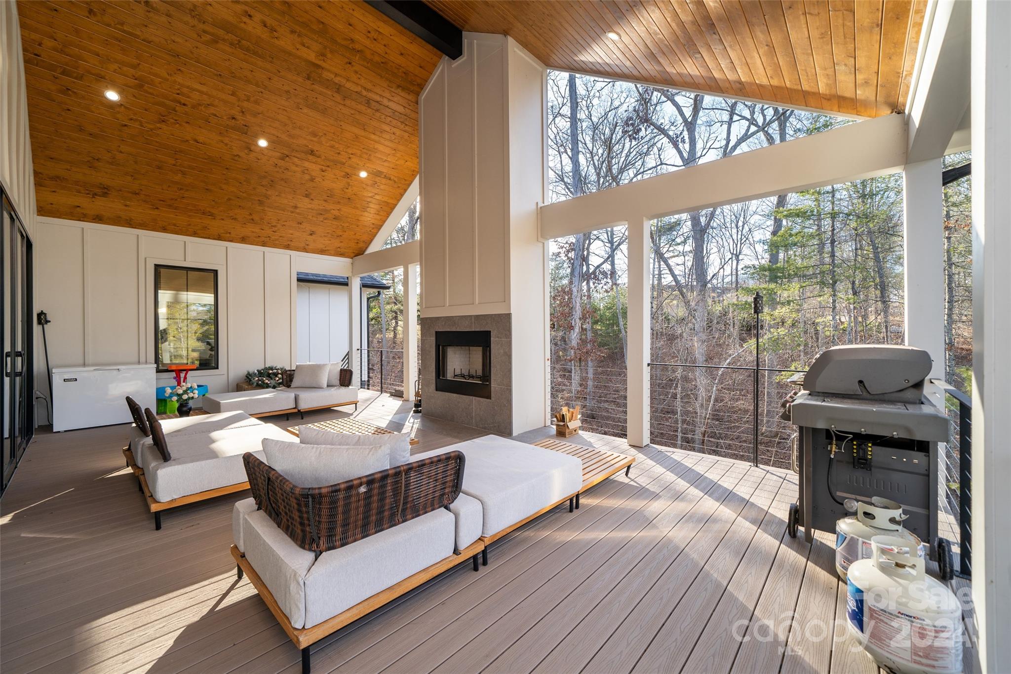 Mountain Shadows - Residential