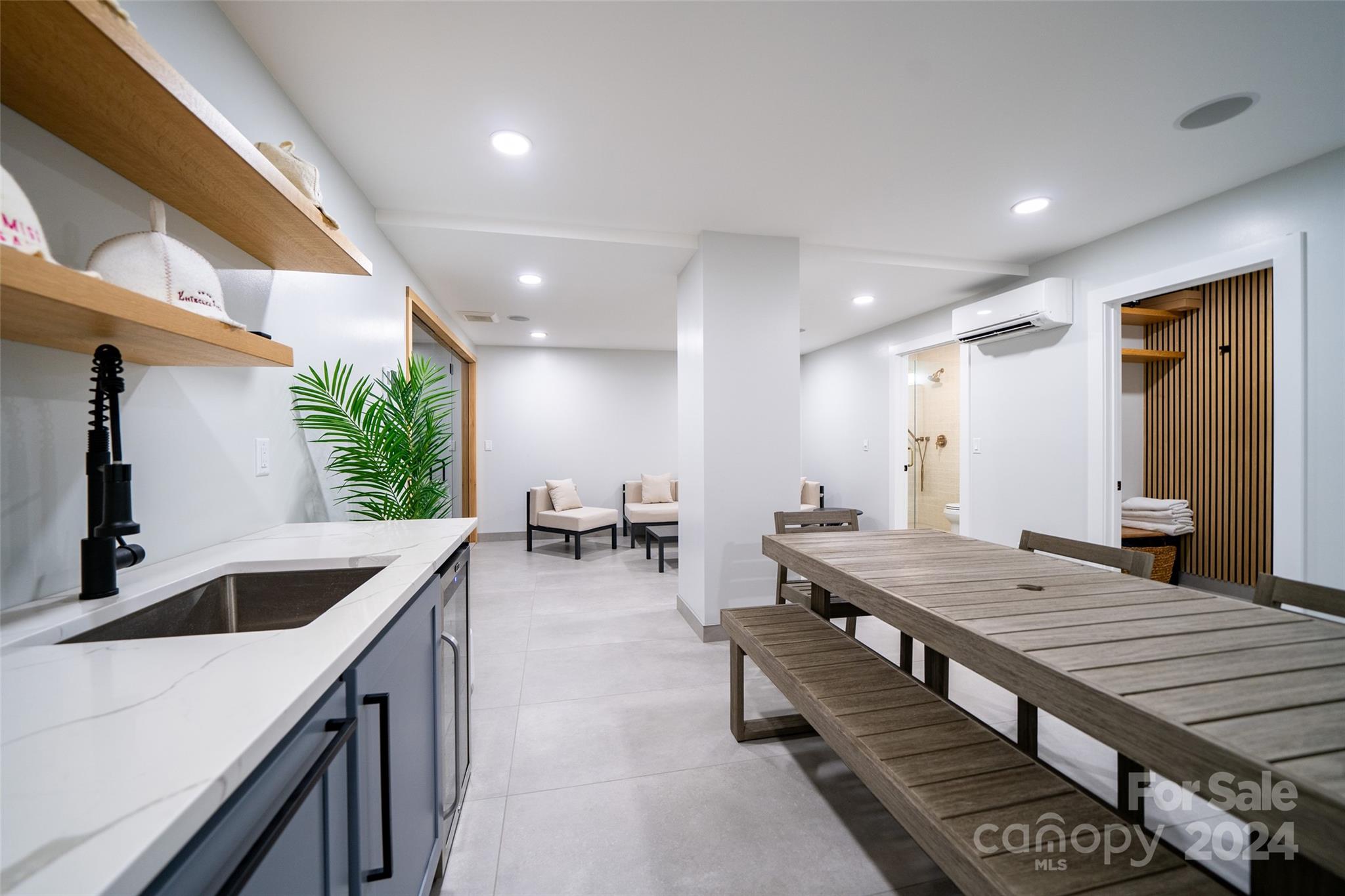 Mountain Shadows - Residential