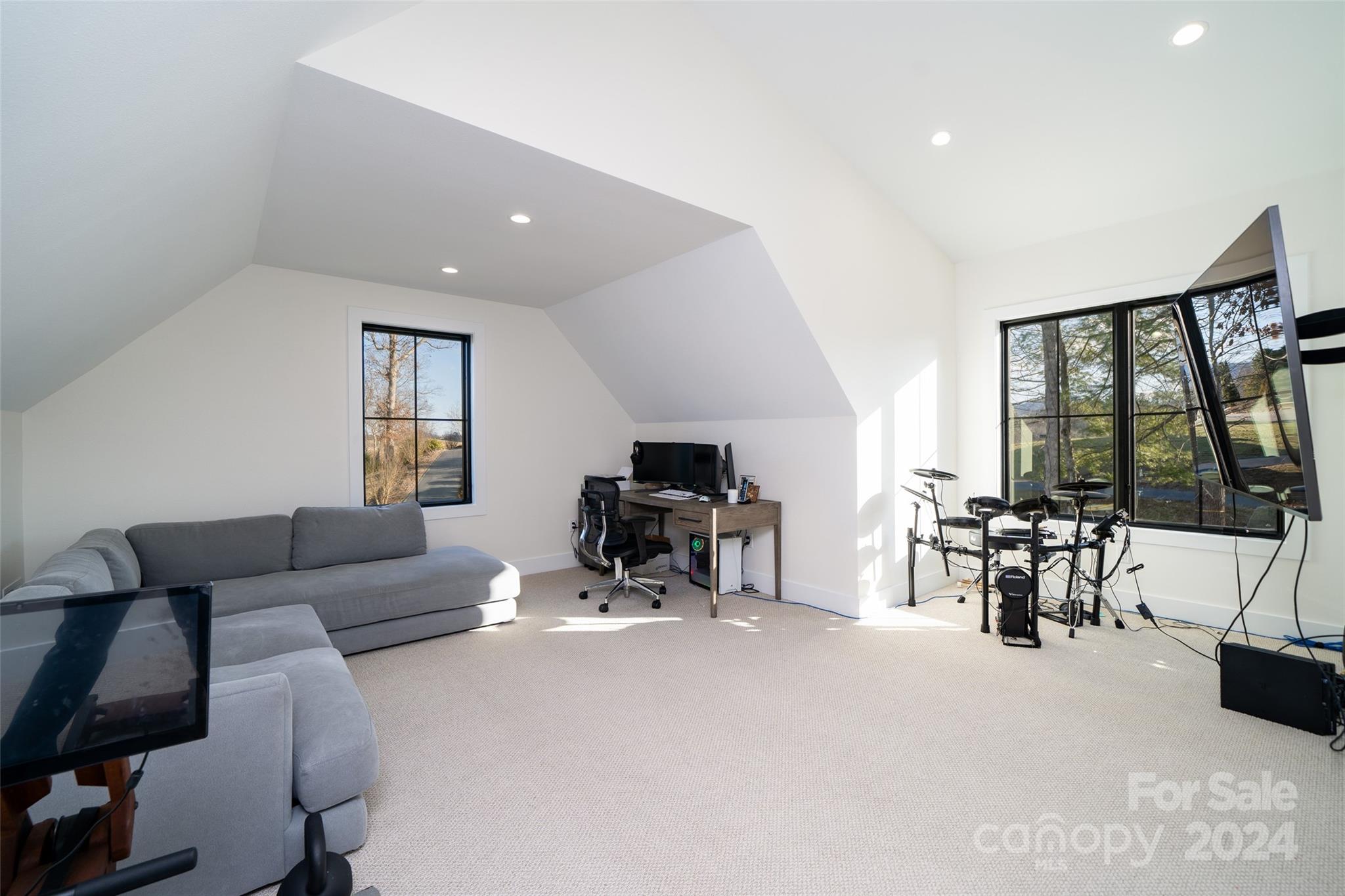 Mountain Shadows - Residential