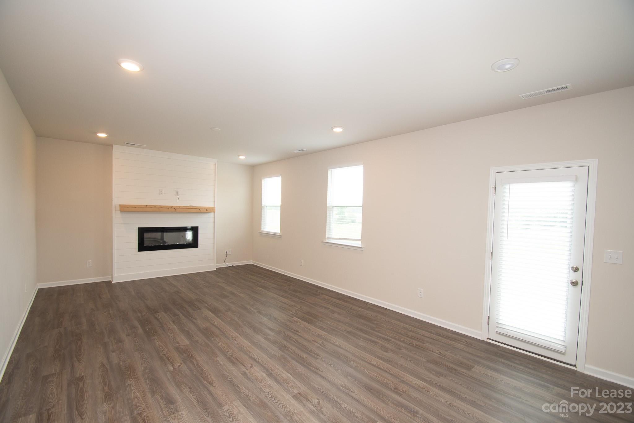 Weddington Pointe - Residential Lease