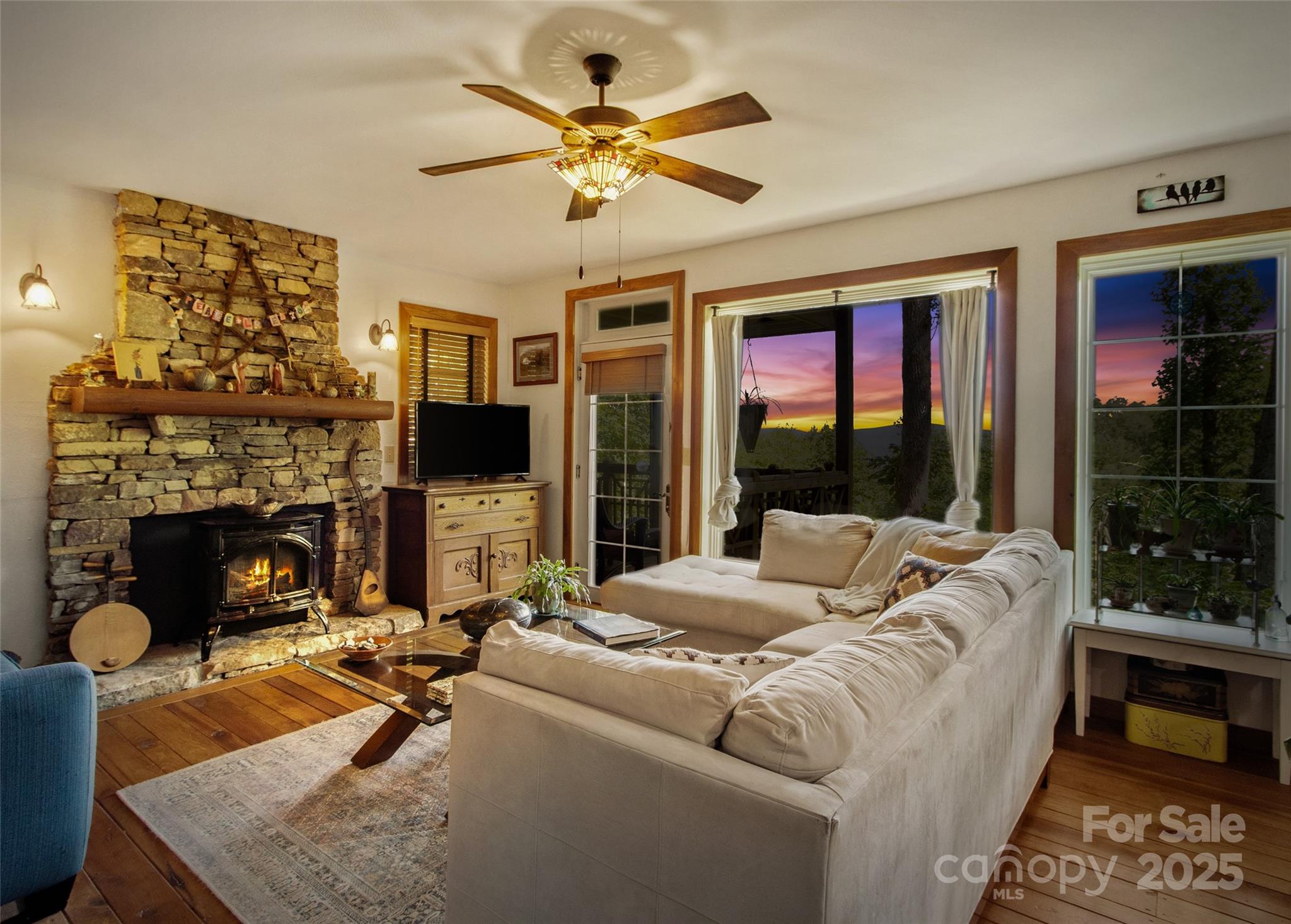 300 Creekside Way B-101