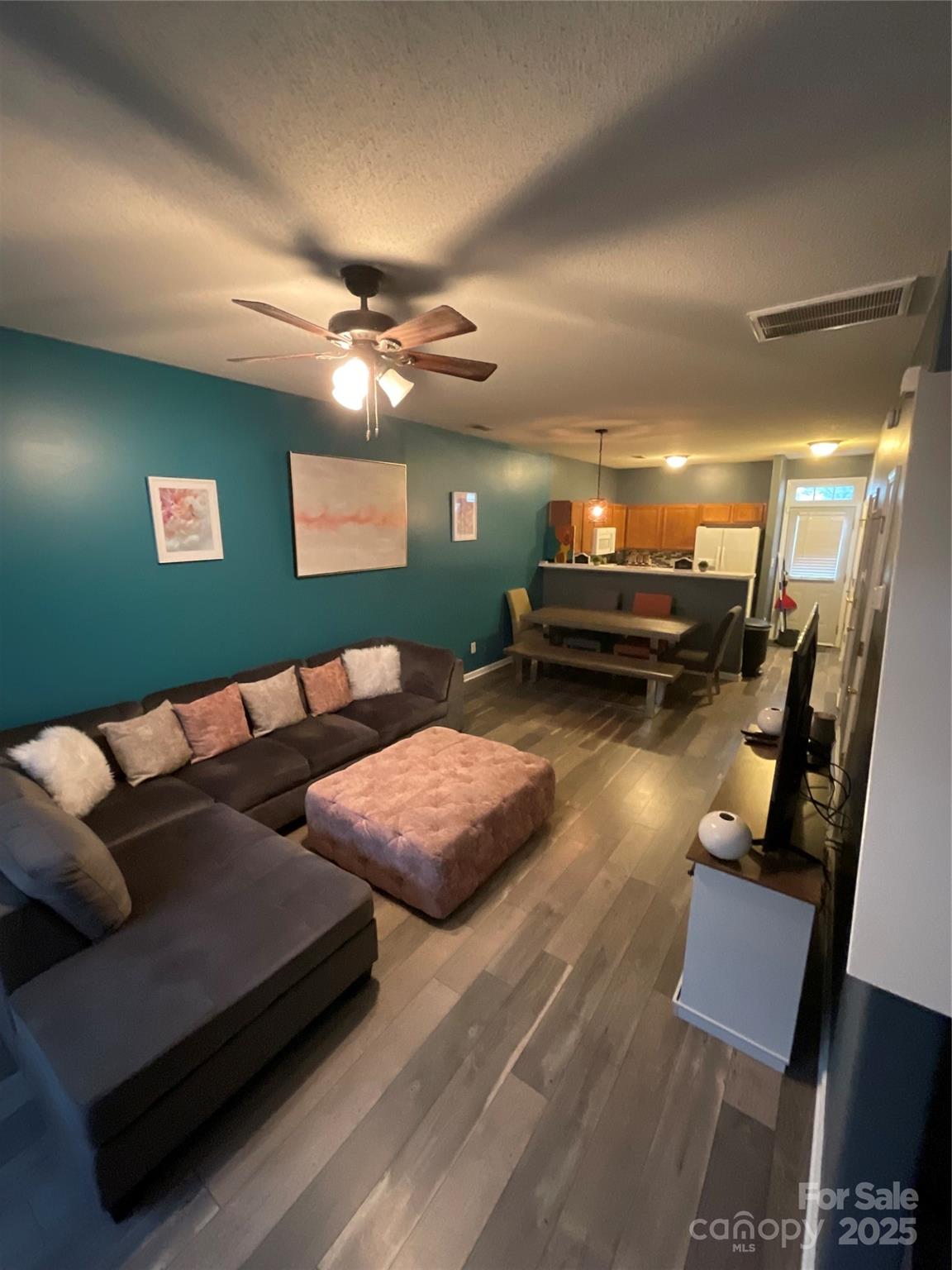 571 Goldstaff Lane