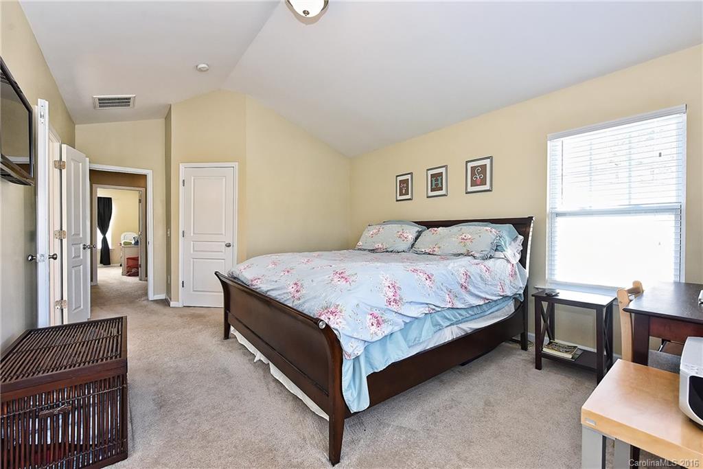 Ridge Pointe - Residential