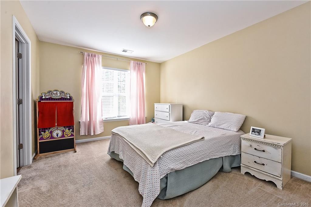 Ridge Pointe - Residential