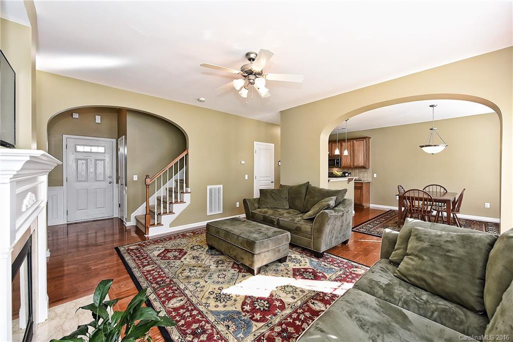 Ridge Pointe - Residential