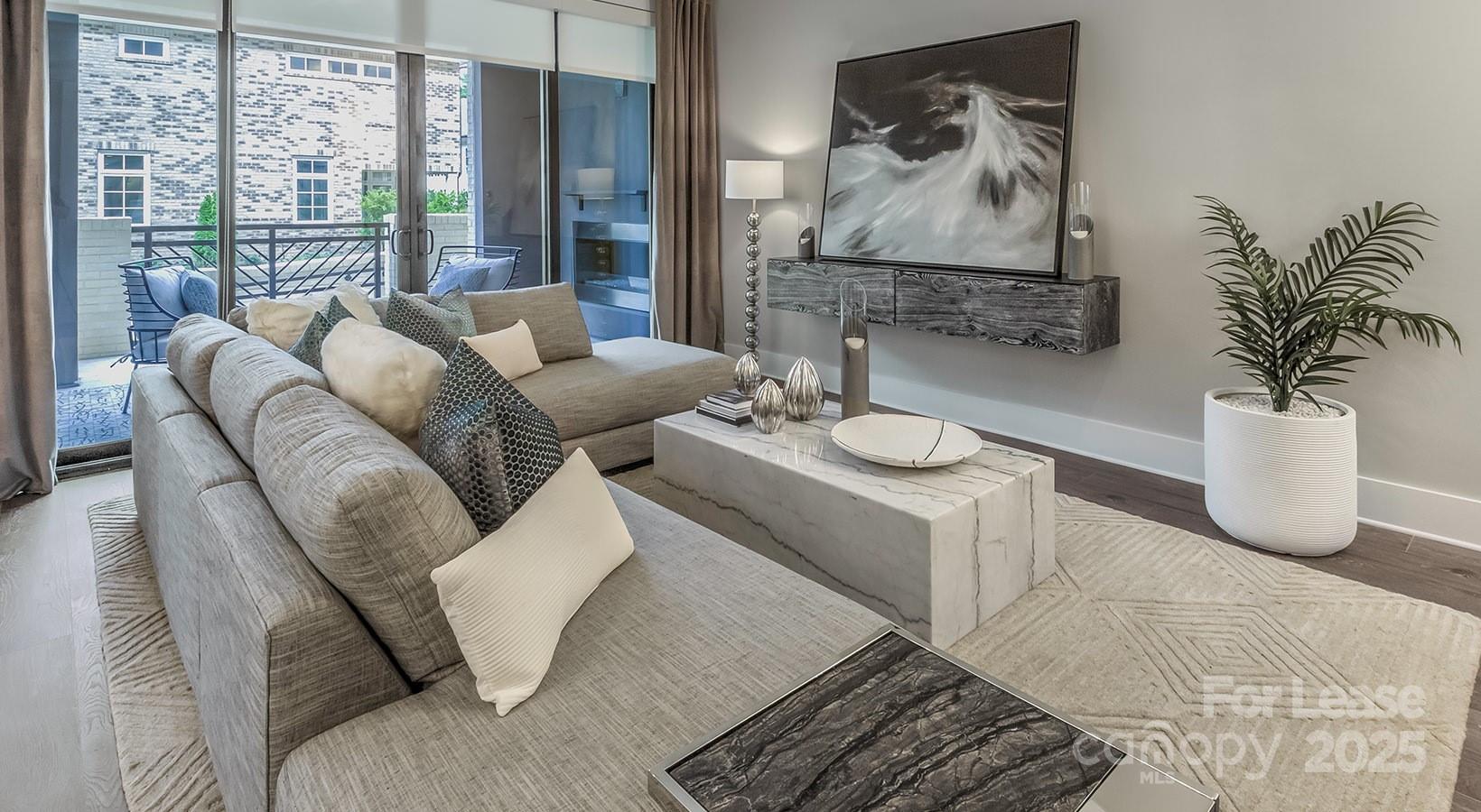 Charlotte, North Carolina 28207, United States, 2 Bedrooms Bedrooms, ,3 BathroomsBathrooms,Residential,Active,148497