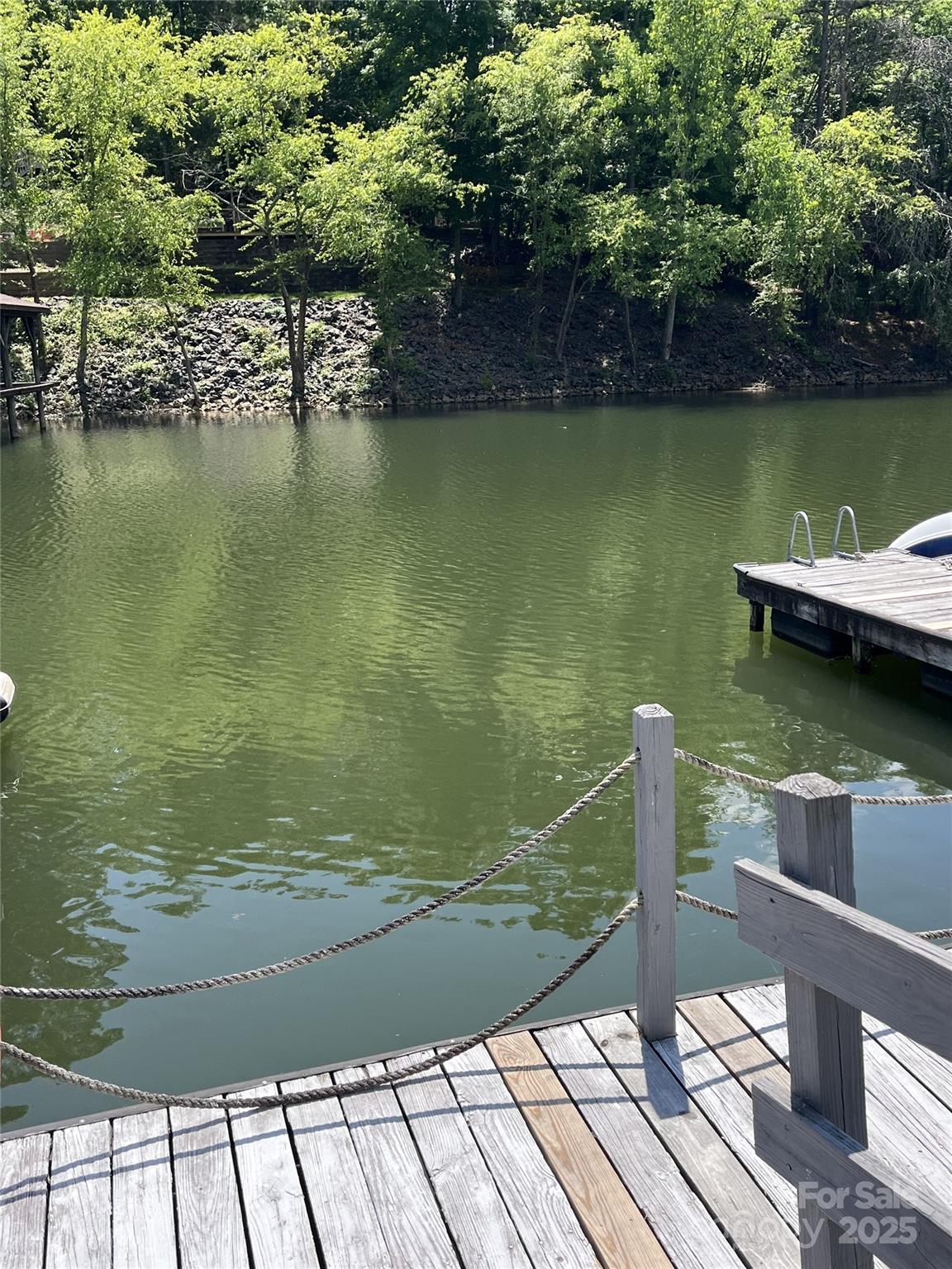 Tega Cay - Residential