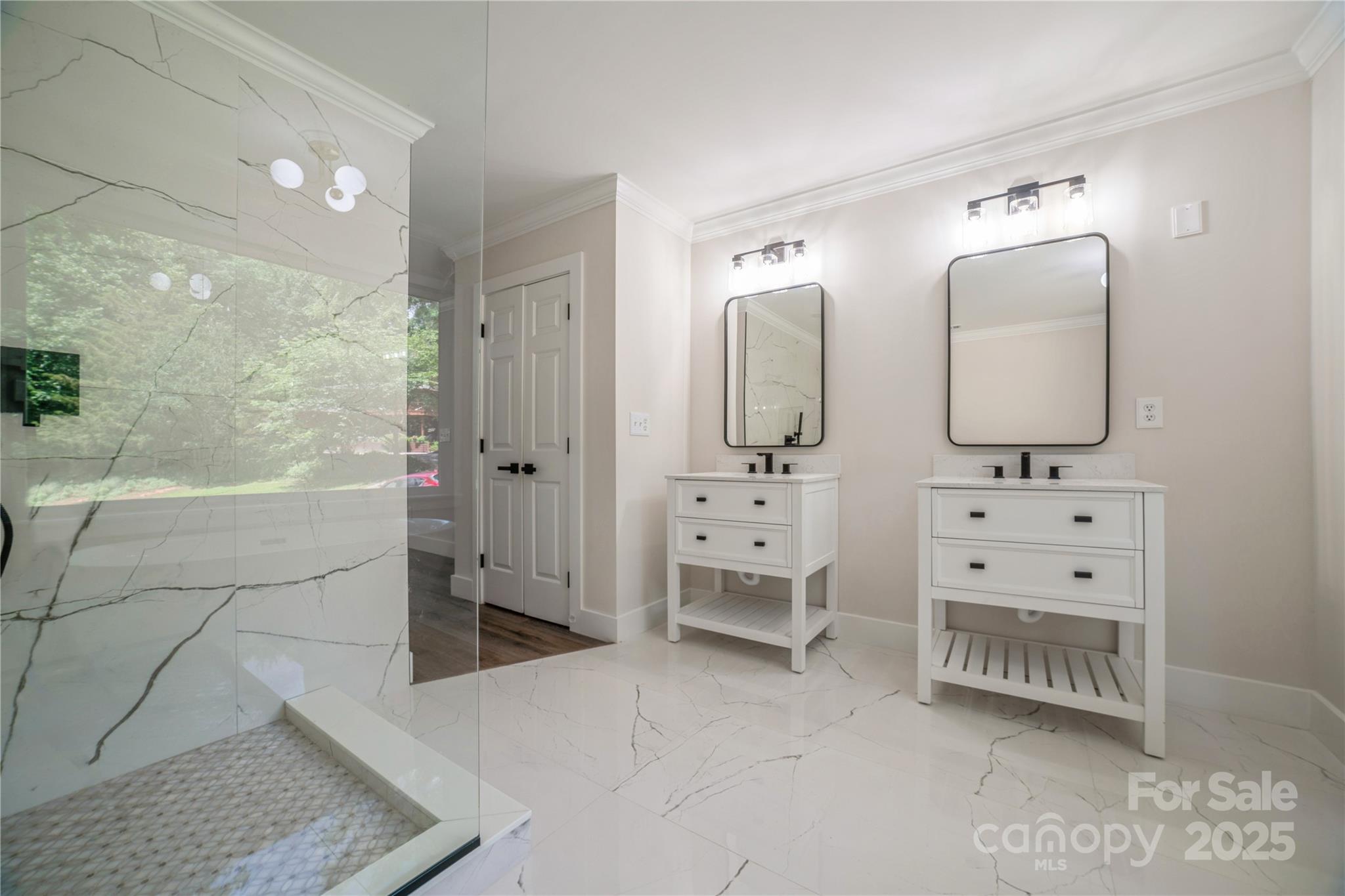 Tega Cay - Residential