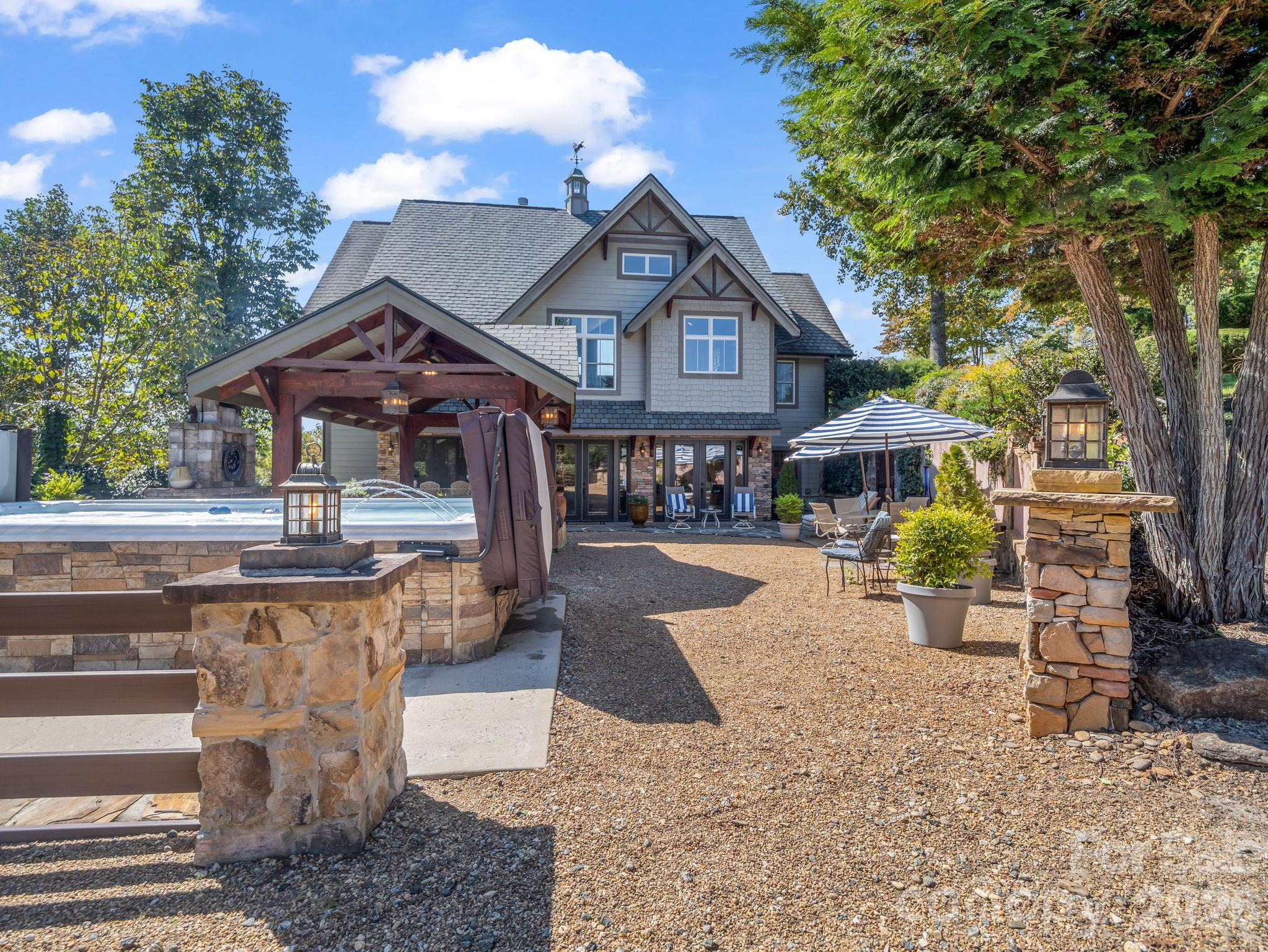 140 Blazing Star Lane