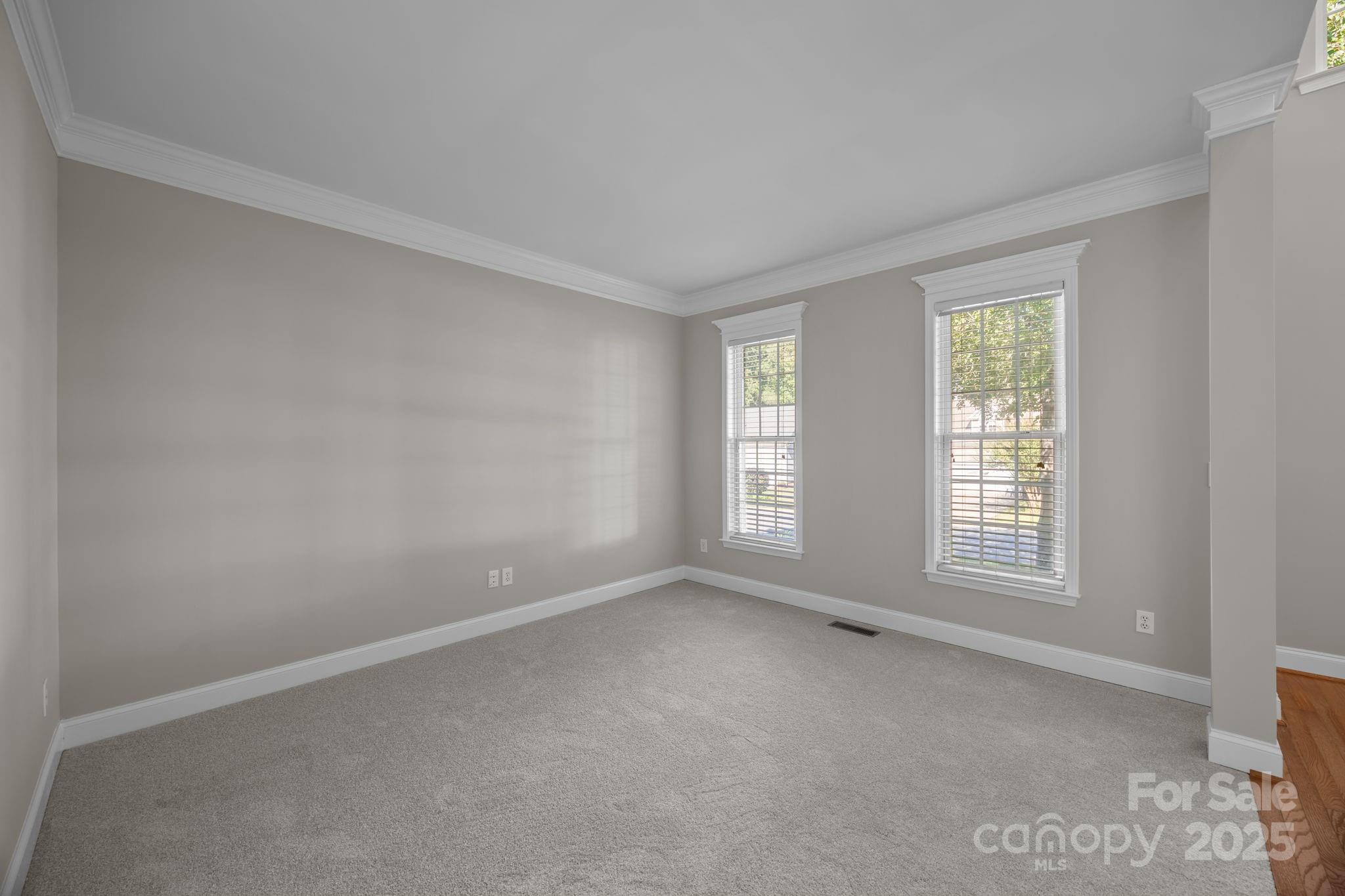 16920 Hampton Crossing Drive