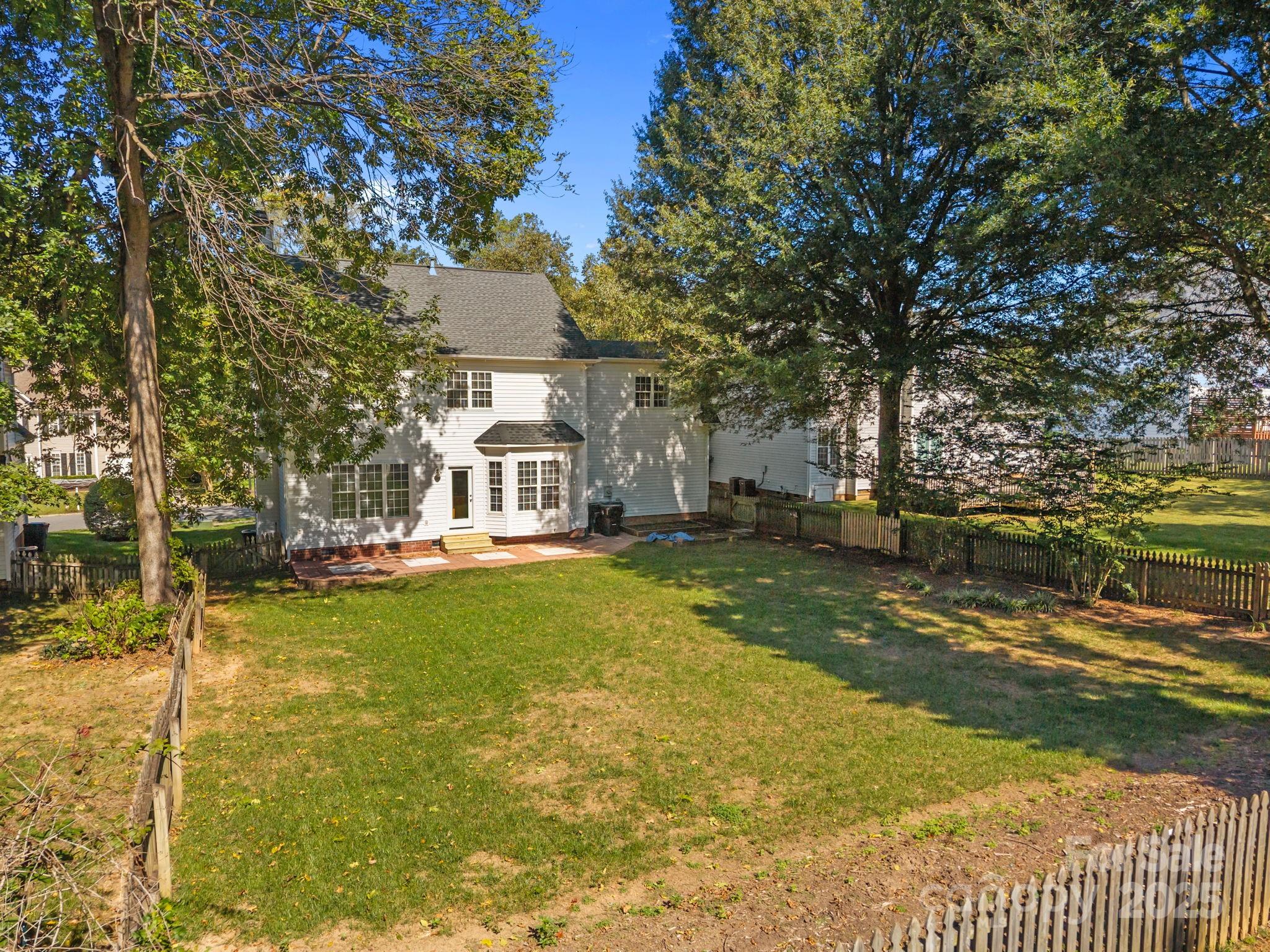 16920 Hampton Crossing Drive