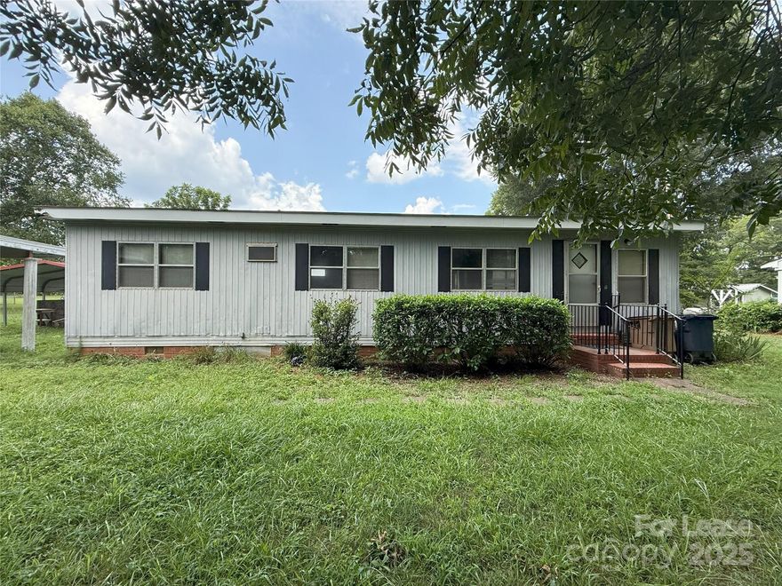 This mobile home sits on a a spacious, leveled and cleared lot, offering plenty of outdoor space for parking or simply enjoying the open surrounding.  Located just minutes from major highways and many shops, this home provides both peaceful living and everyday convenience. Whether you're commuting to work, running errands or heading out for dining and entertainment, everything you need is close by.

Application and credit check are required. First month and security deposit due at lease signing.