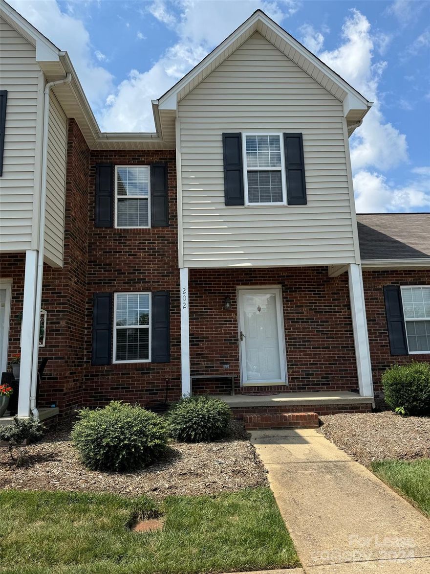 Nice townhome located in Spring Meadows.  This lovely 2 BR 1.5 BA home conveniently located off Springs Rd.