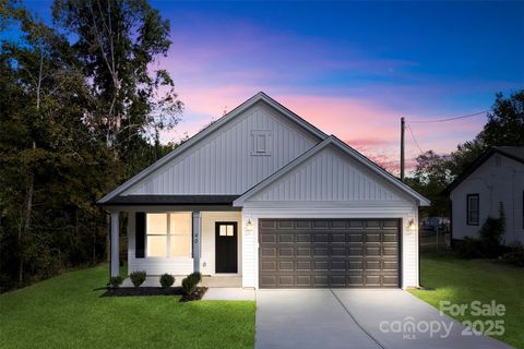 Photo of 90 Sumner Avenue NW, Concord, NC 28027 (MLS # 4312910)