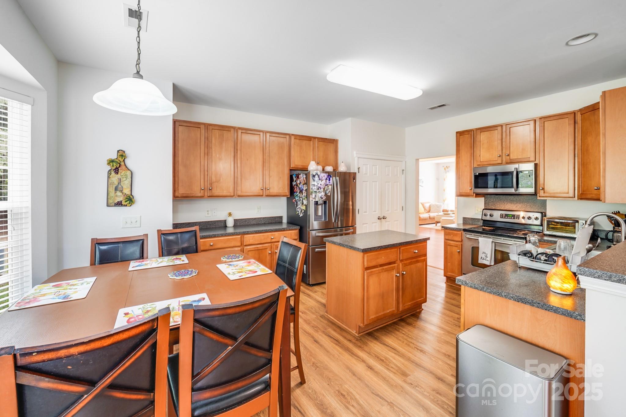 Falcon Ridge - Residential