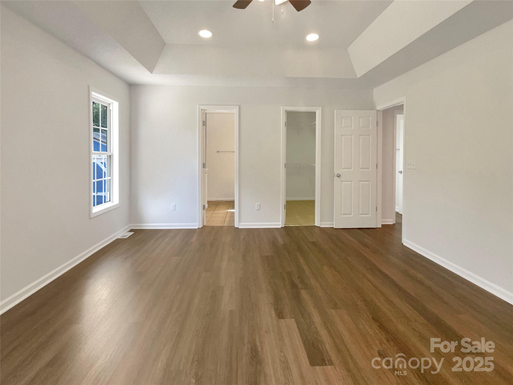 Country Club Estates - Residential