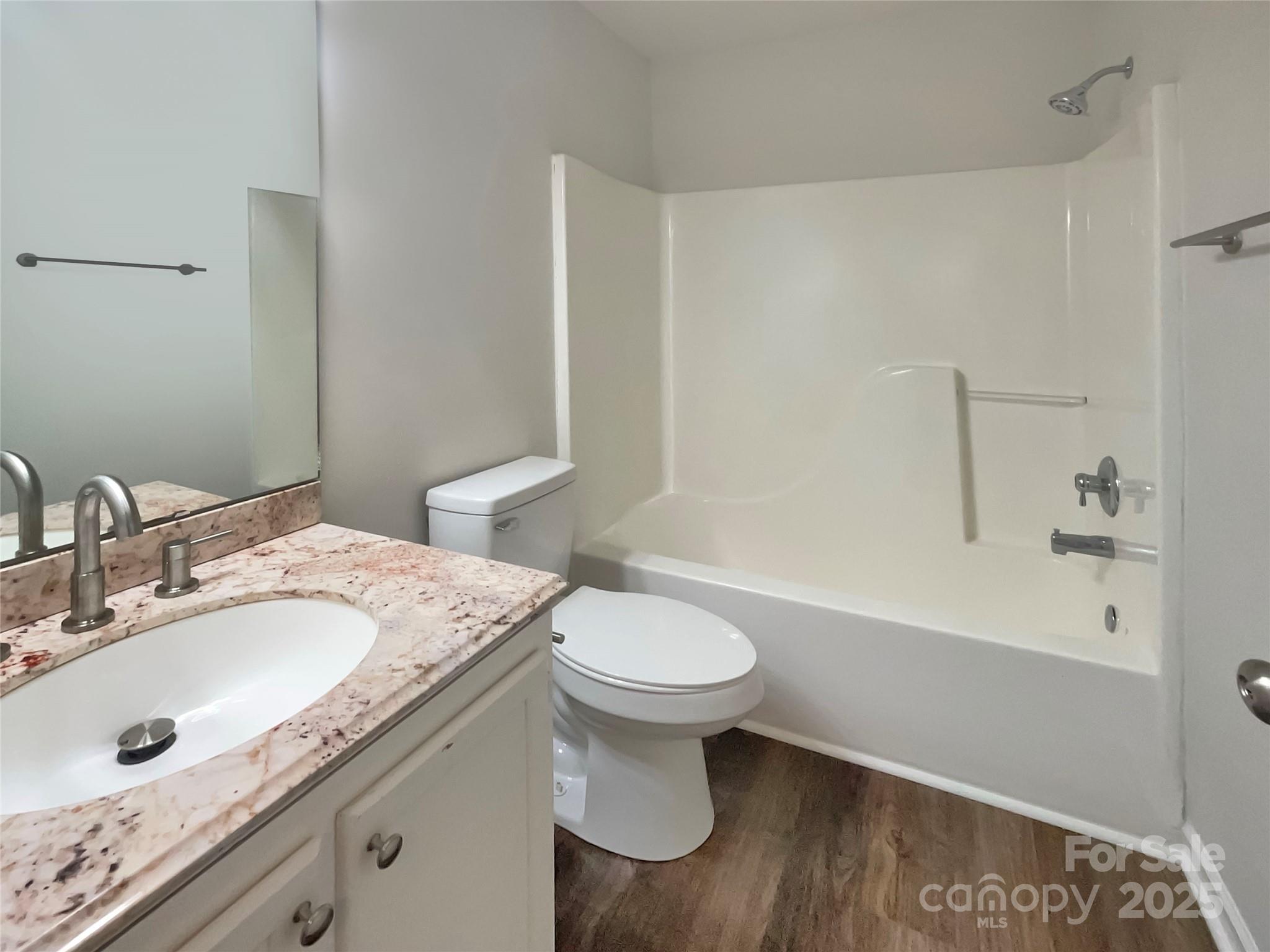 Country Club Estates - Residential