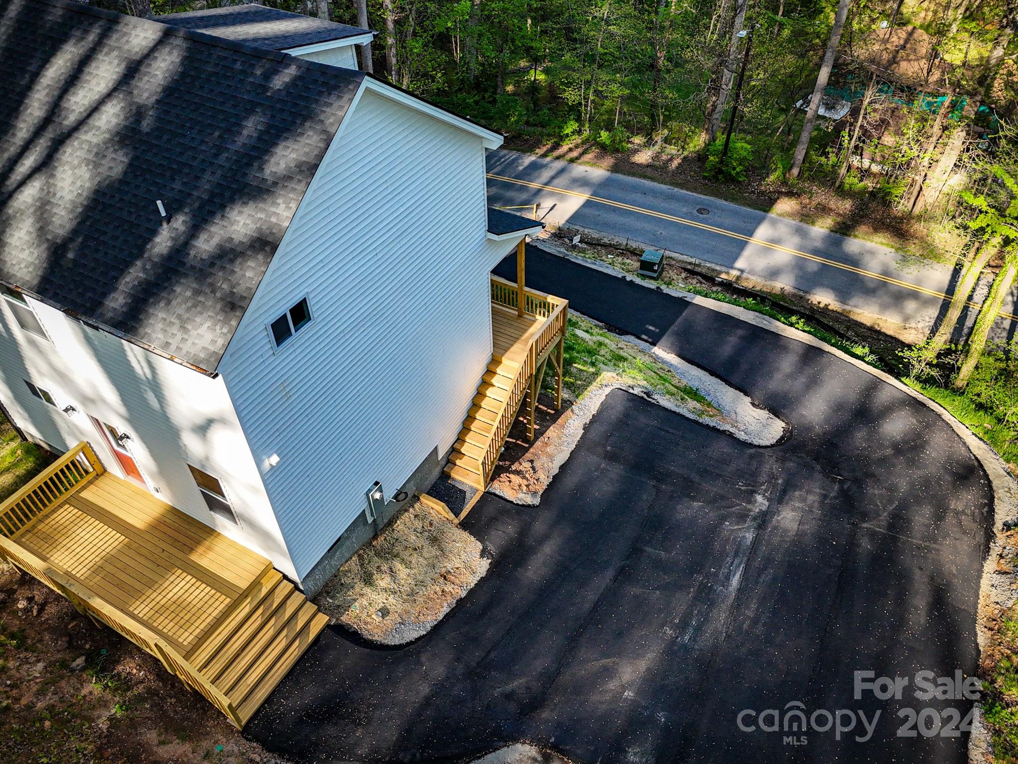 Haw Creek - Residential