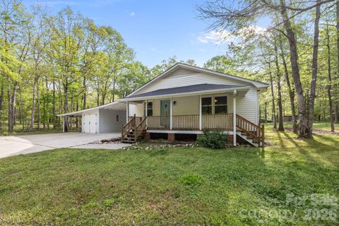 5801 Lindenwood Drive Matthews NC 28104