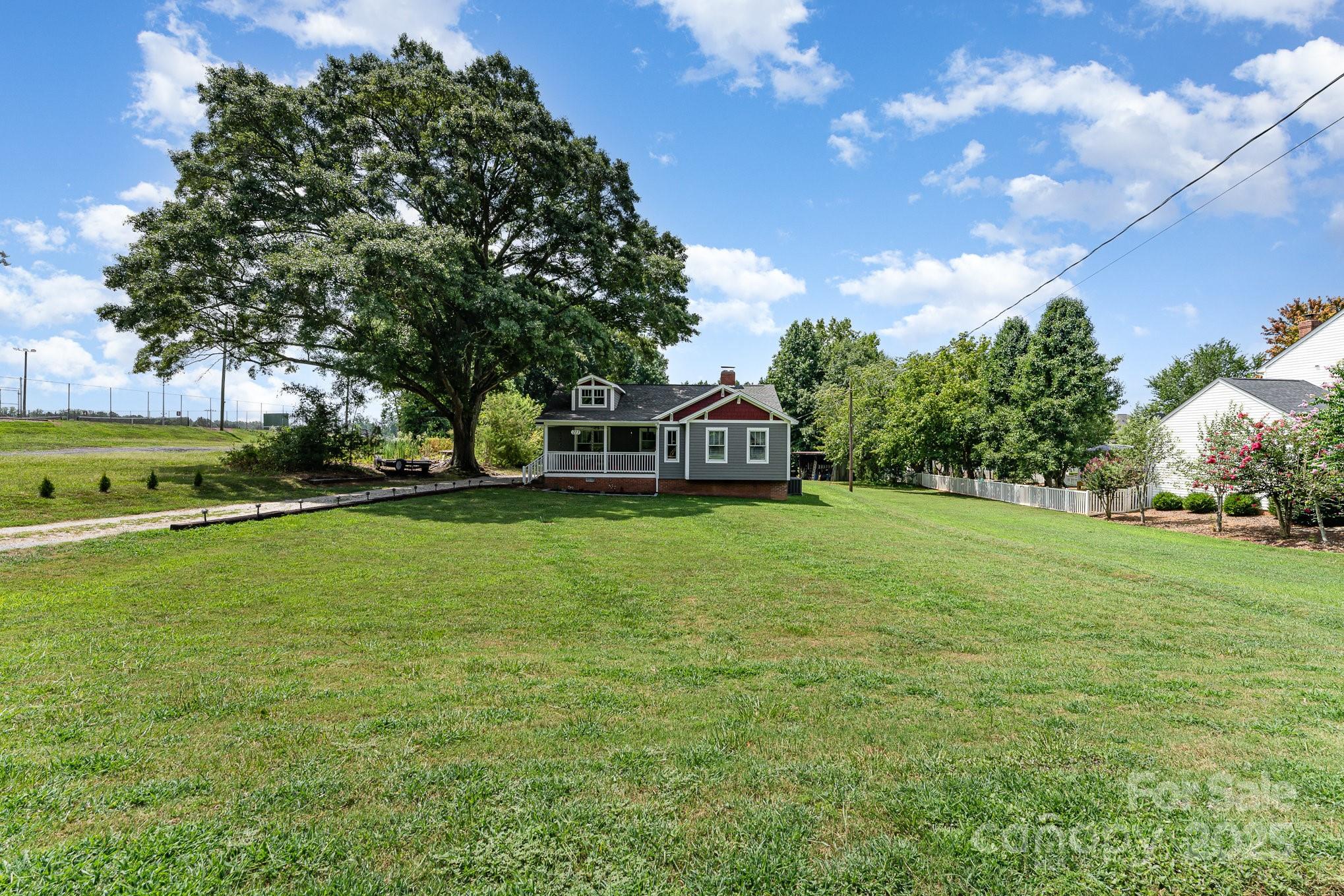 213 Nixon Road