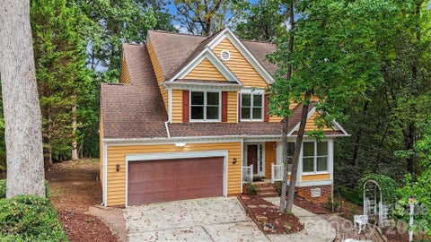 Photo of 8401 Tatebrook Lane, Huntersville, NC 28078 (MLS # 4417886)