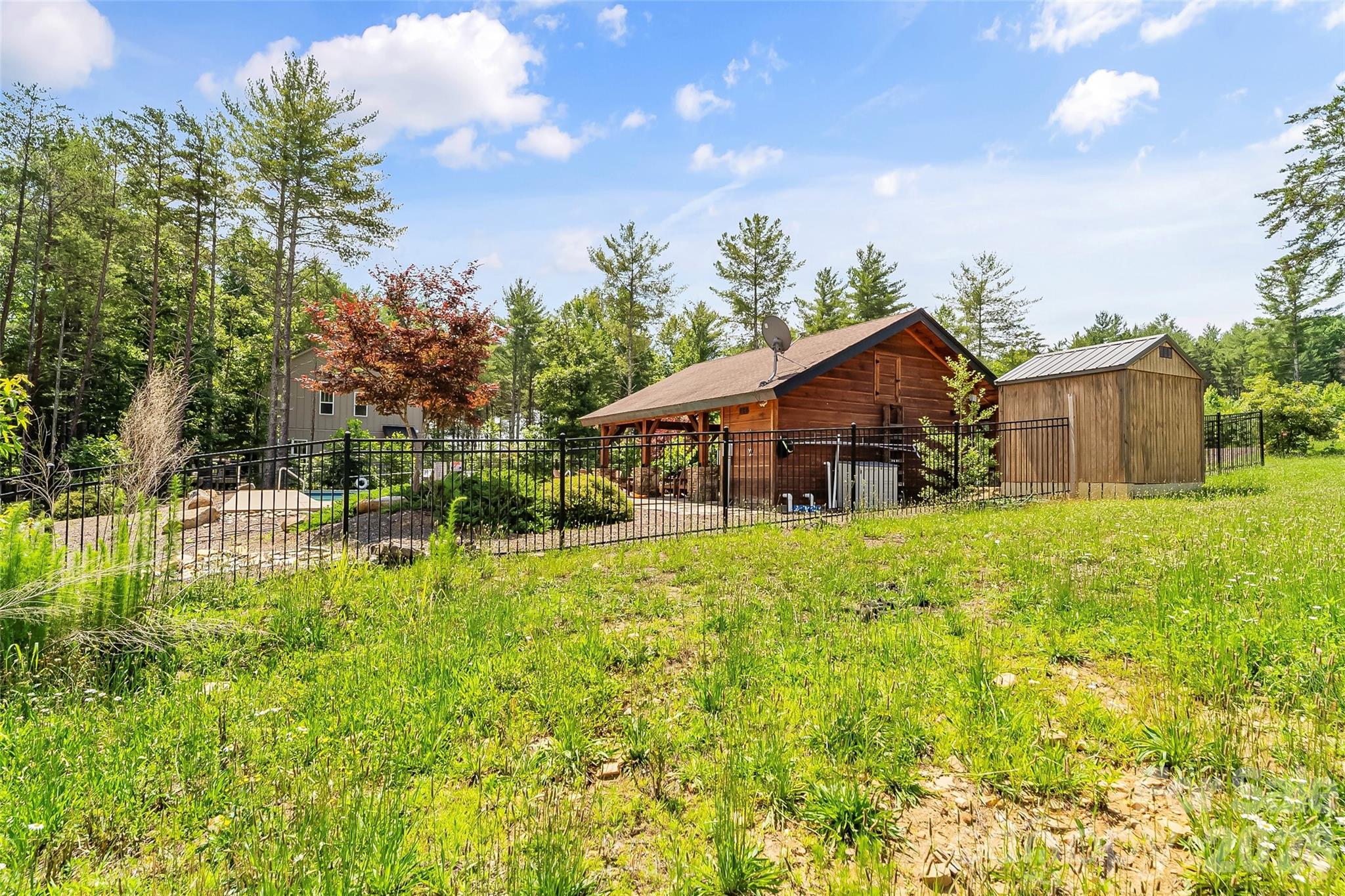 The Peninsula at Lake James - Land