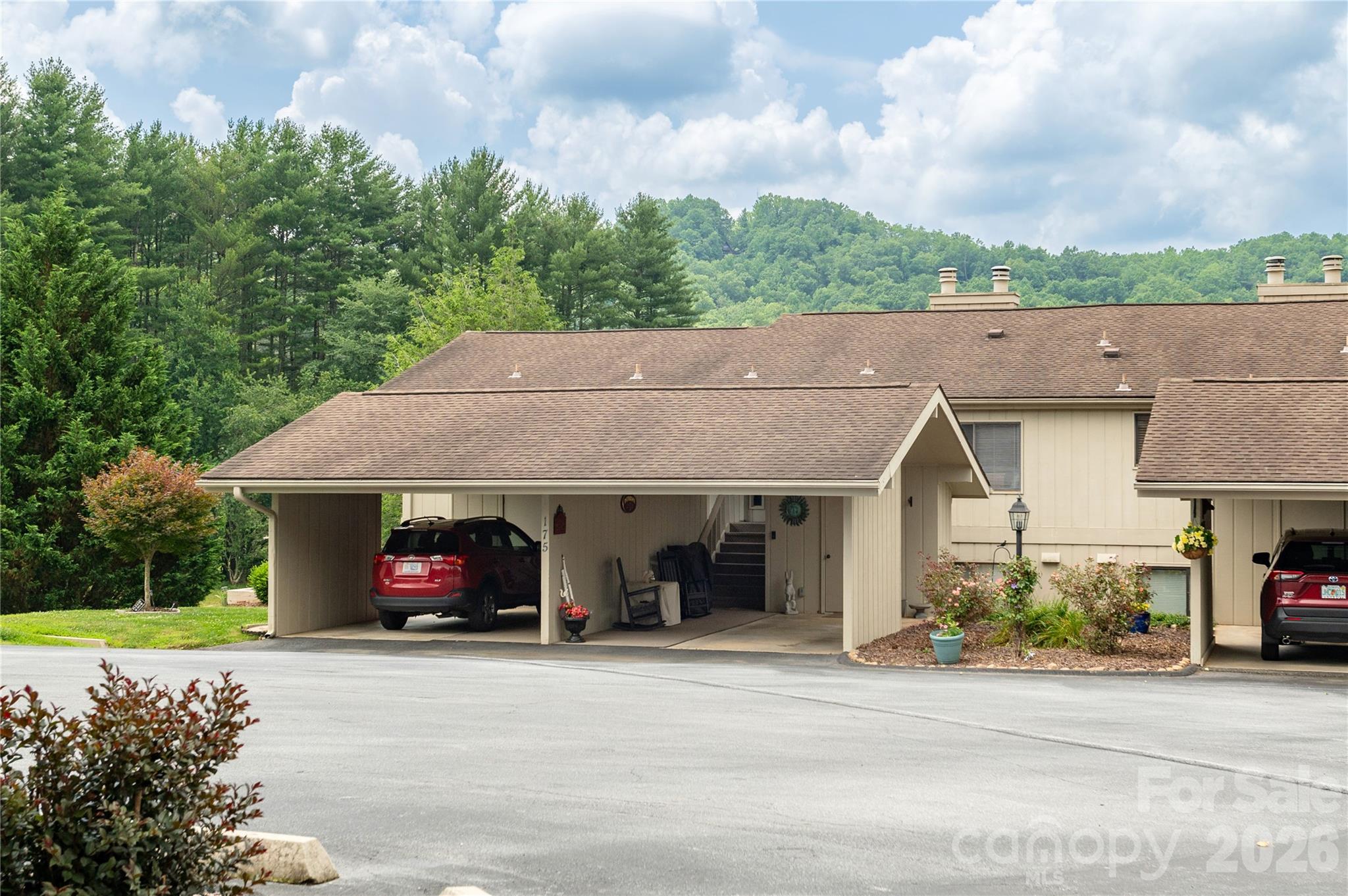 175 Glen Cannon Point 2