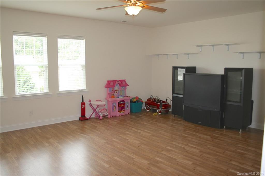 Centennial - Residential Lease