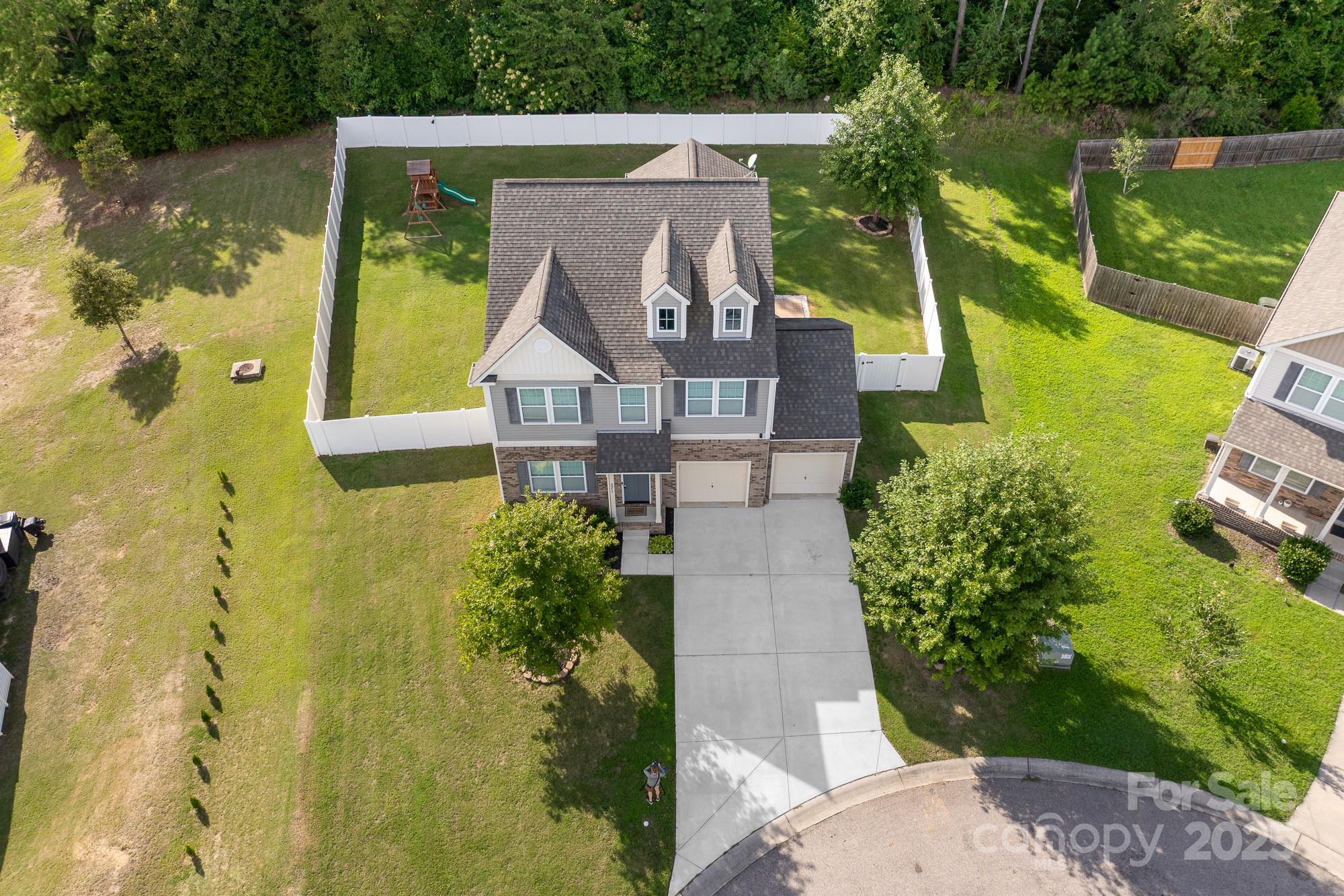 2217 Smoltz Drive